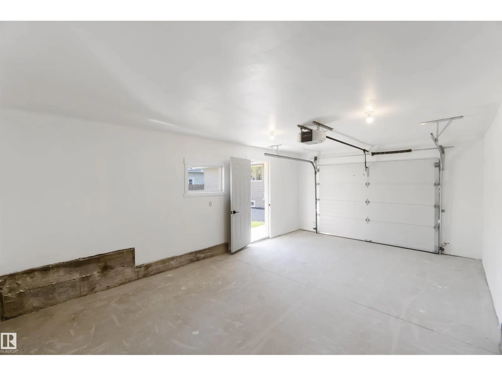 22 SUNNYSIDE CR