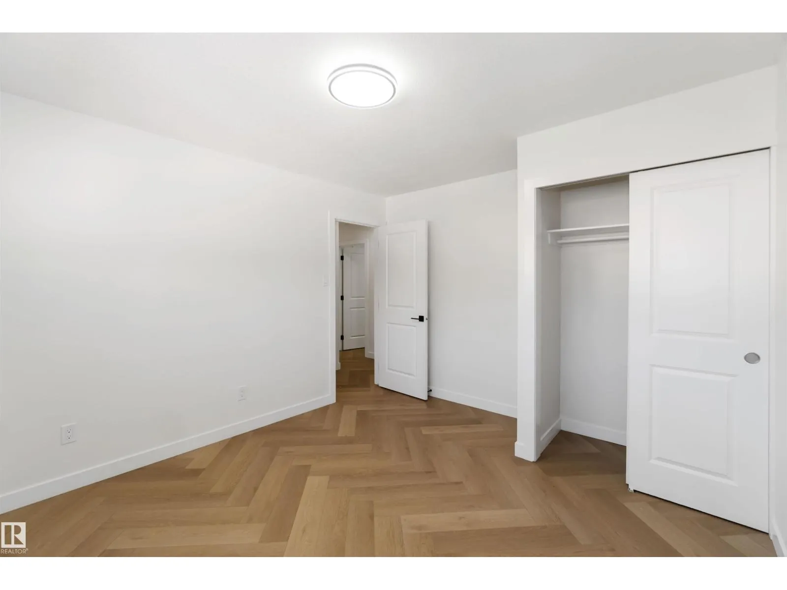 22 SUNNYSIDE CR