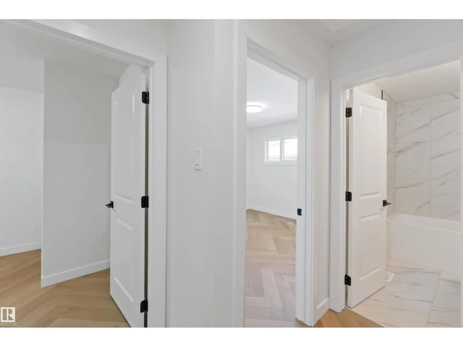 22 SUNNYSIDE CR
