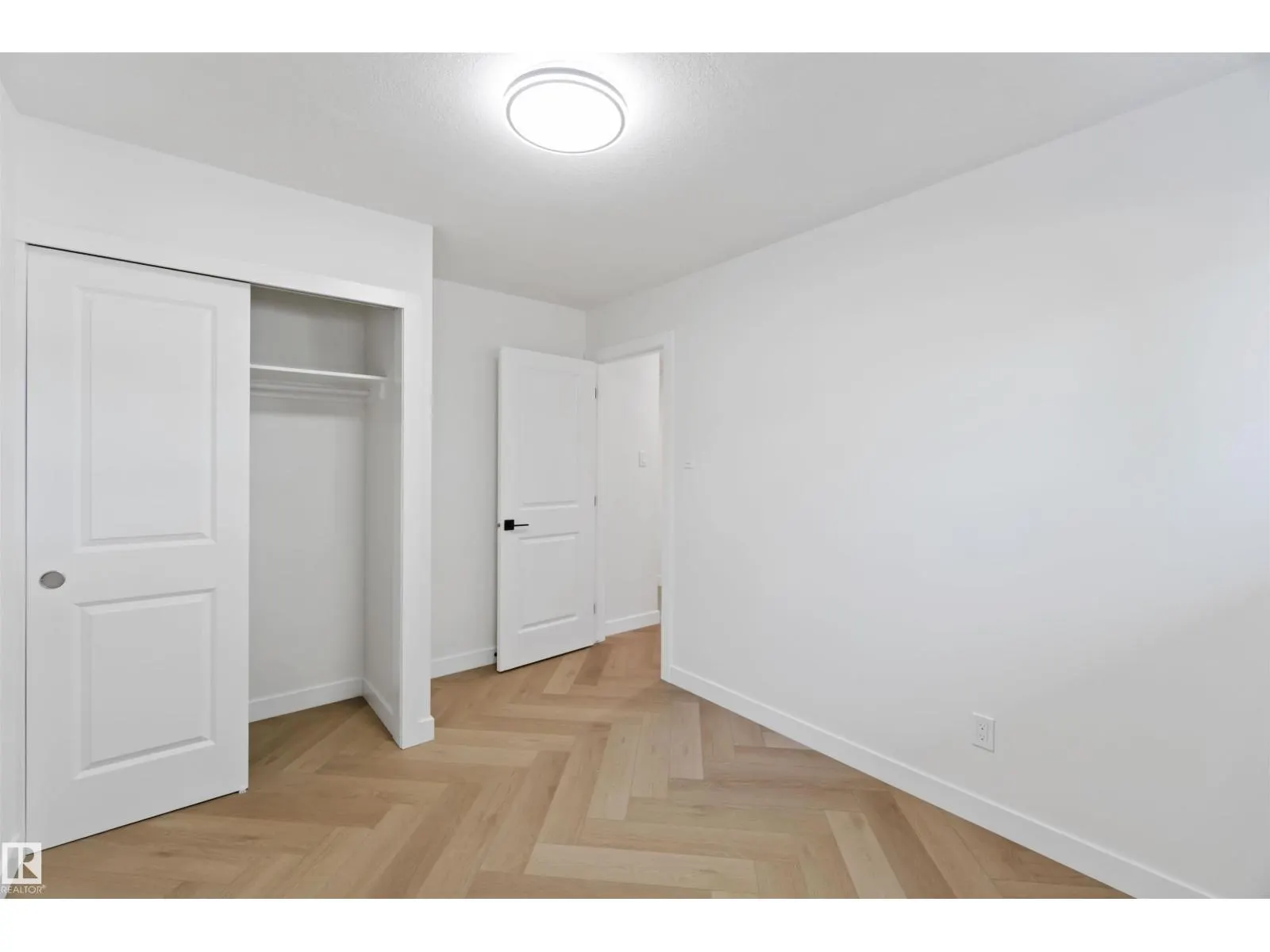 22 SUNNYSIDE CR