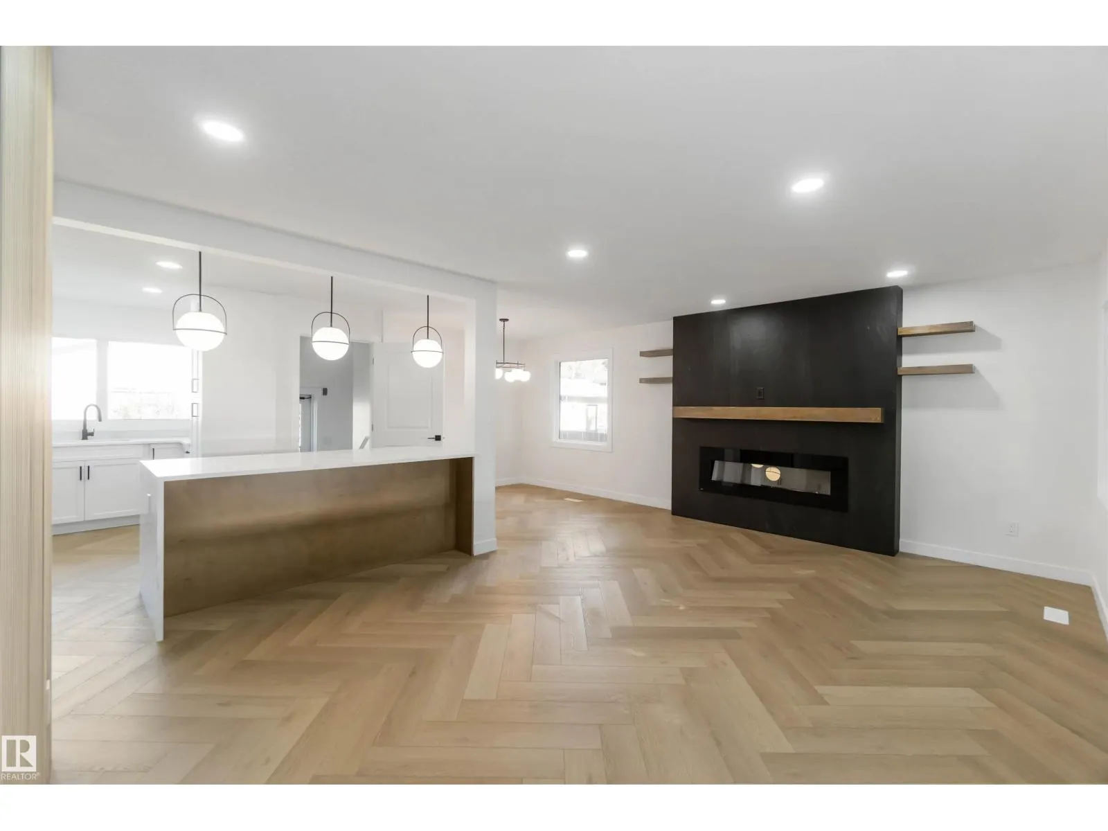 22 SUNNYSIDE CR