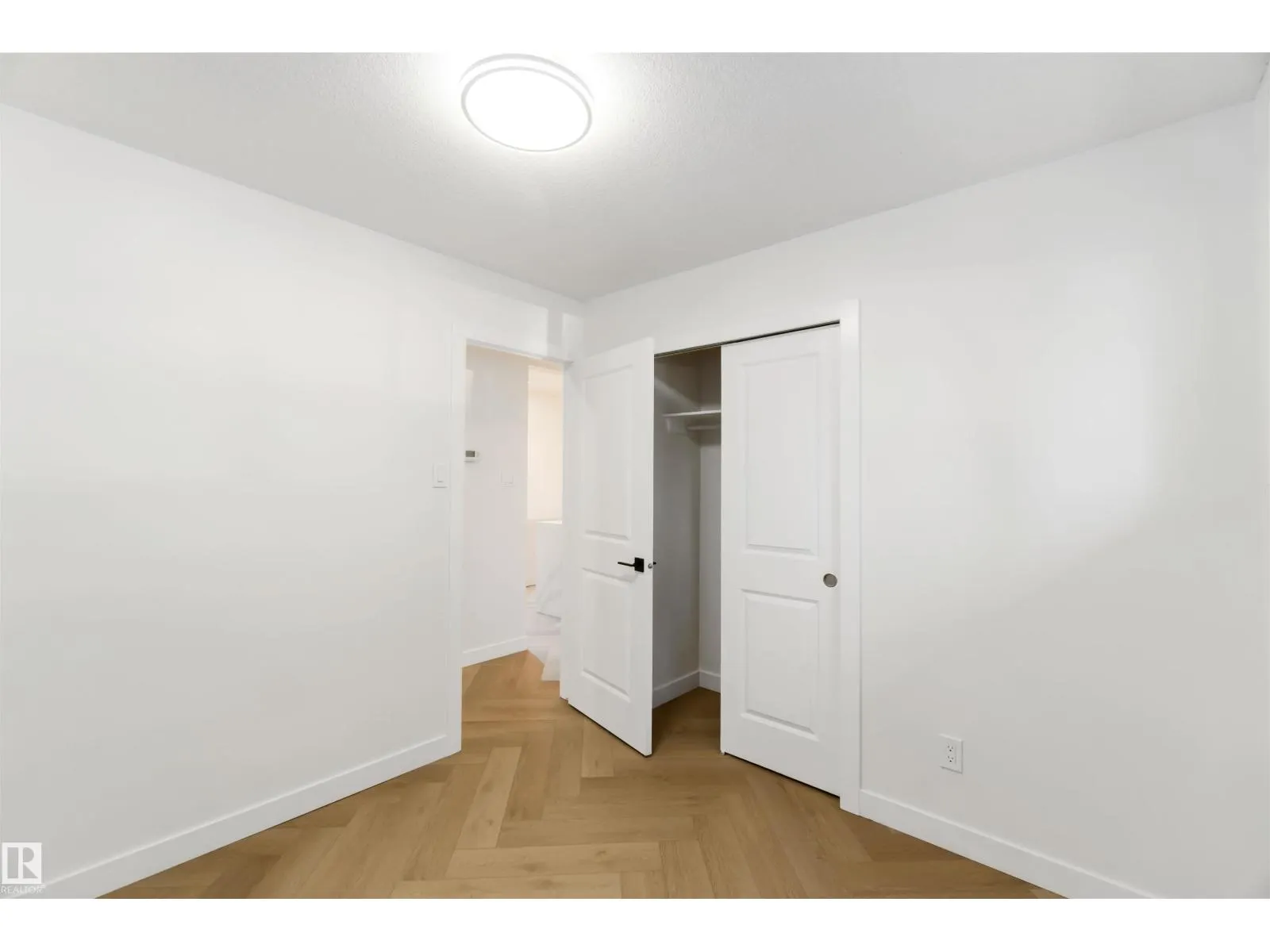 22 SUNNYSIDE CR