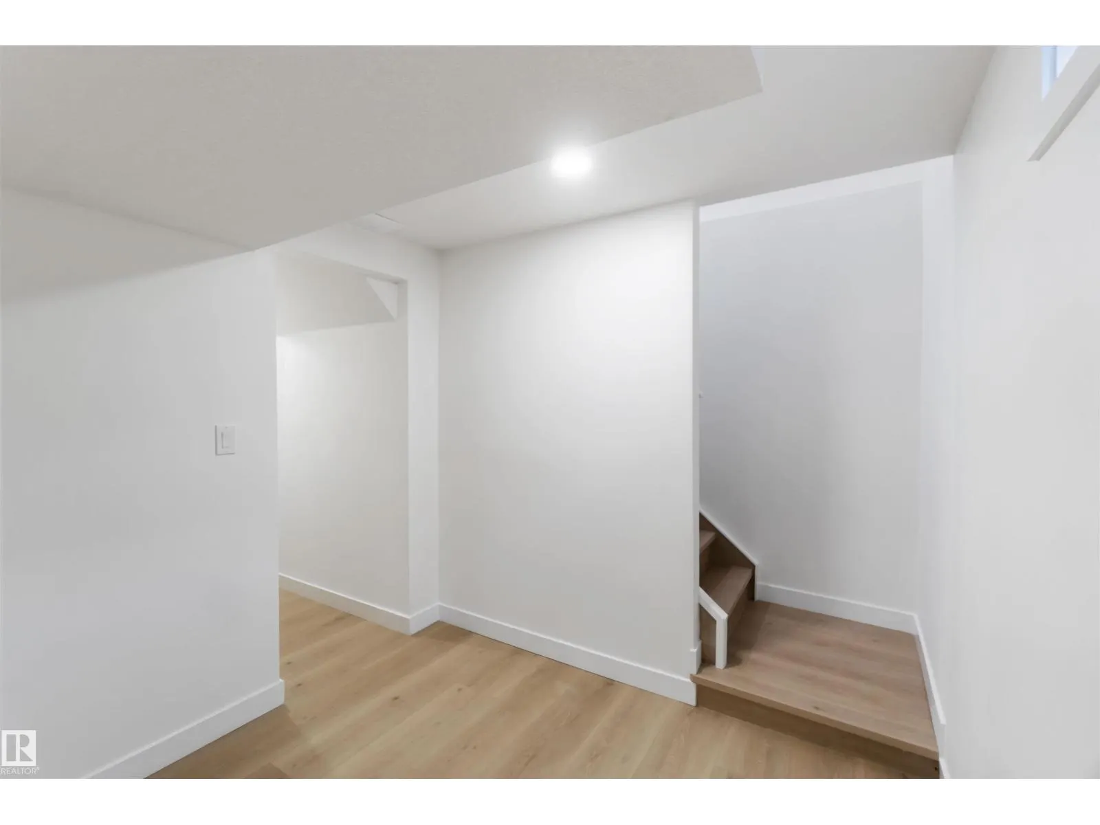 22 SUNNYSIDE CR