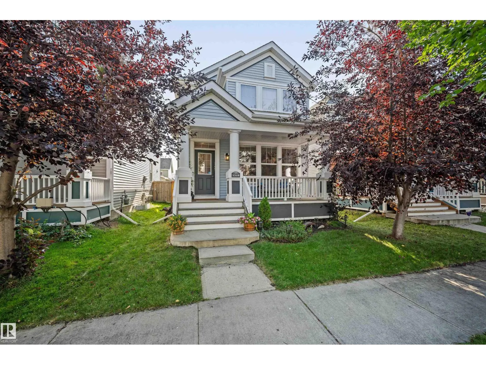 1319 74 ST SW