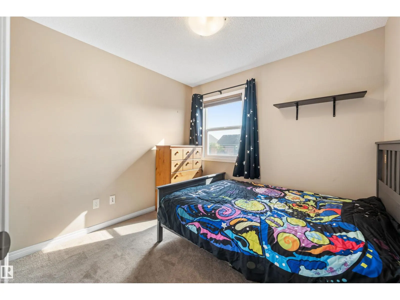 1319 74 ST SW