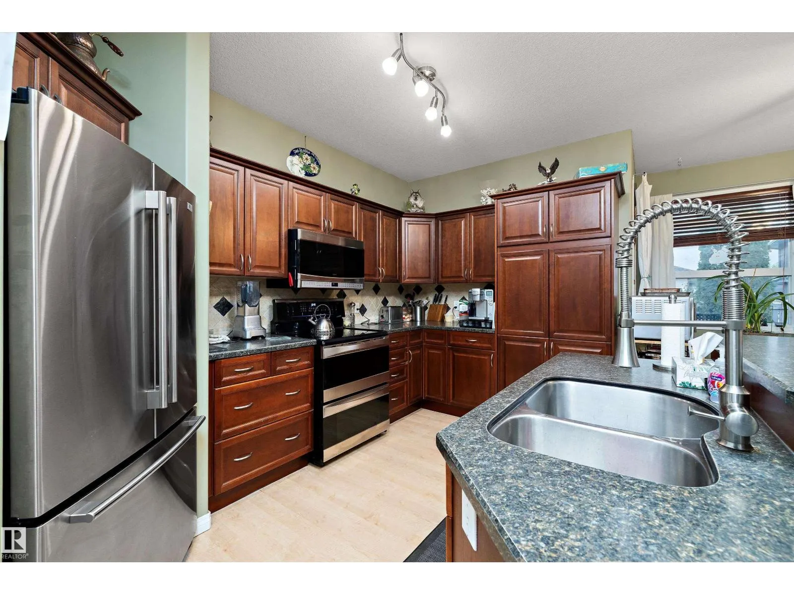 17808 109 ST NW