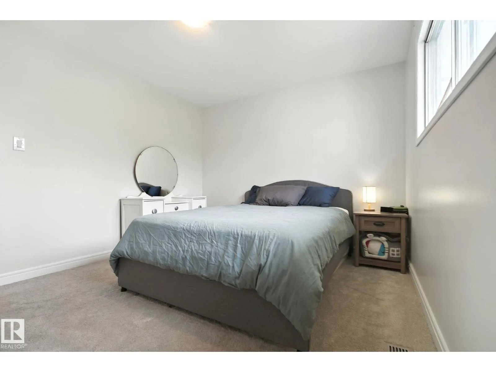 12710 85 ST NW