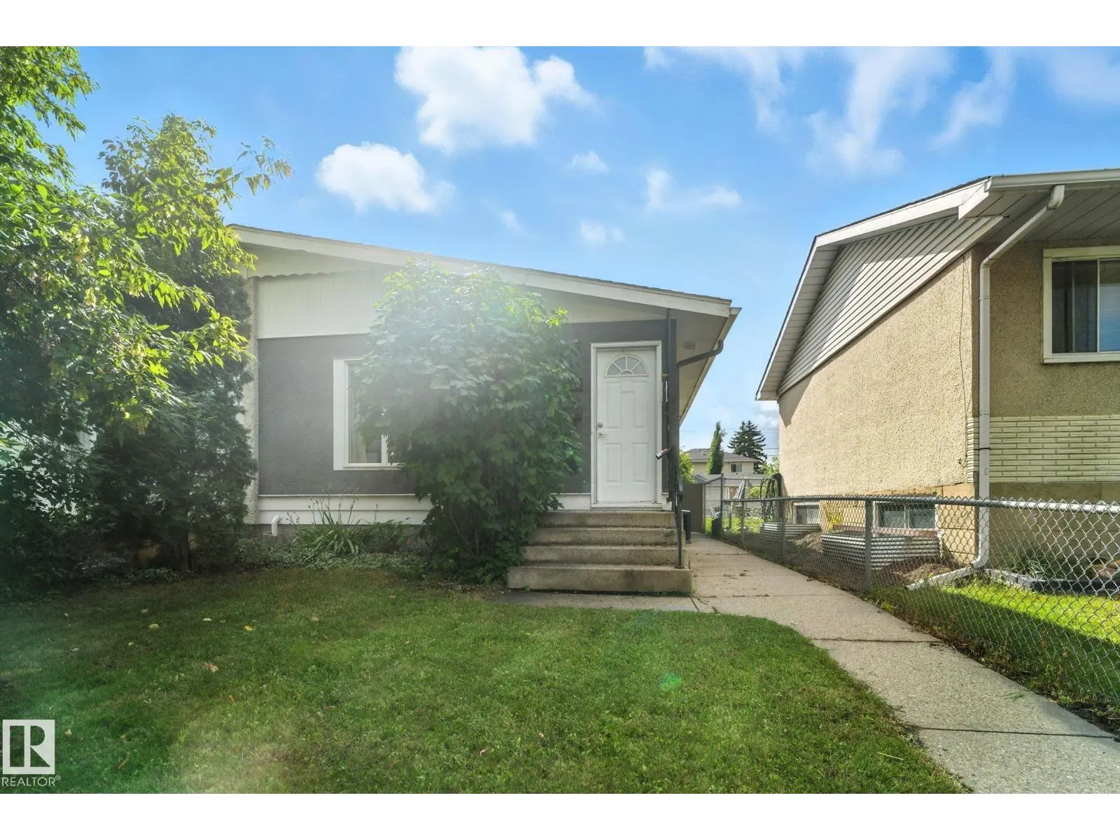 12710 85 ST NW