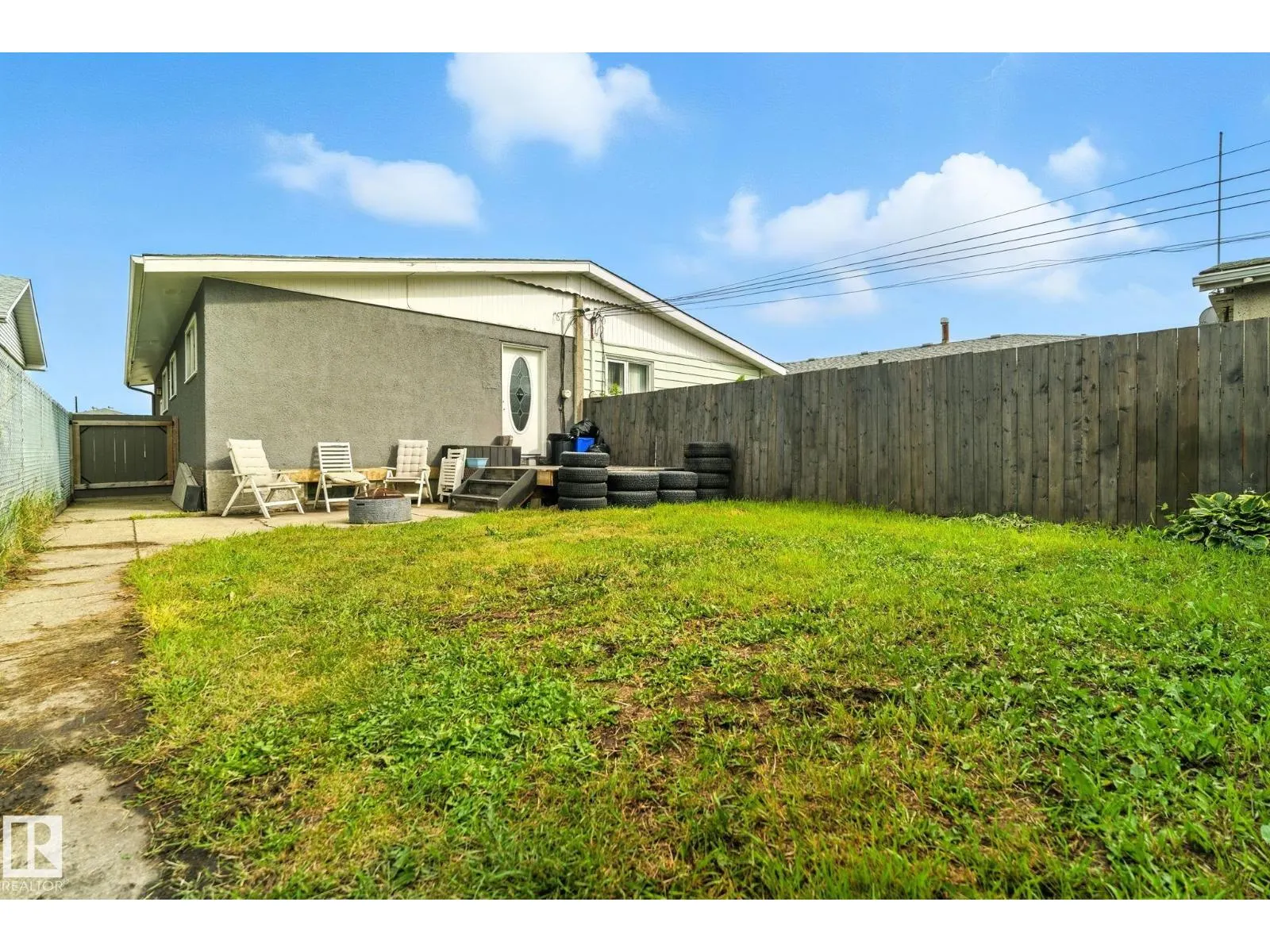 12710 85 ST NW