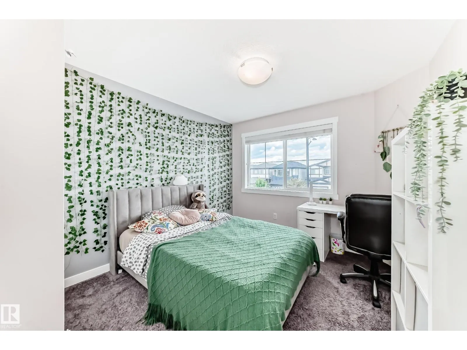 20725 99A AV NW