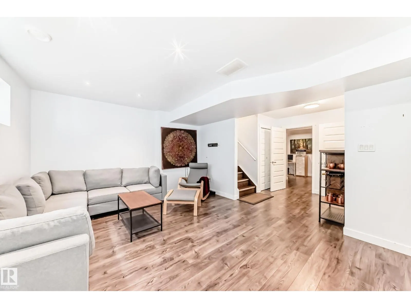 20725 99A AV NW