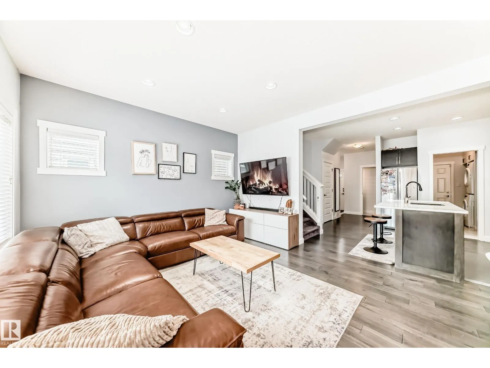 20725 99A AV NW