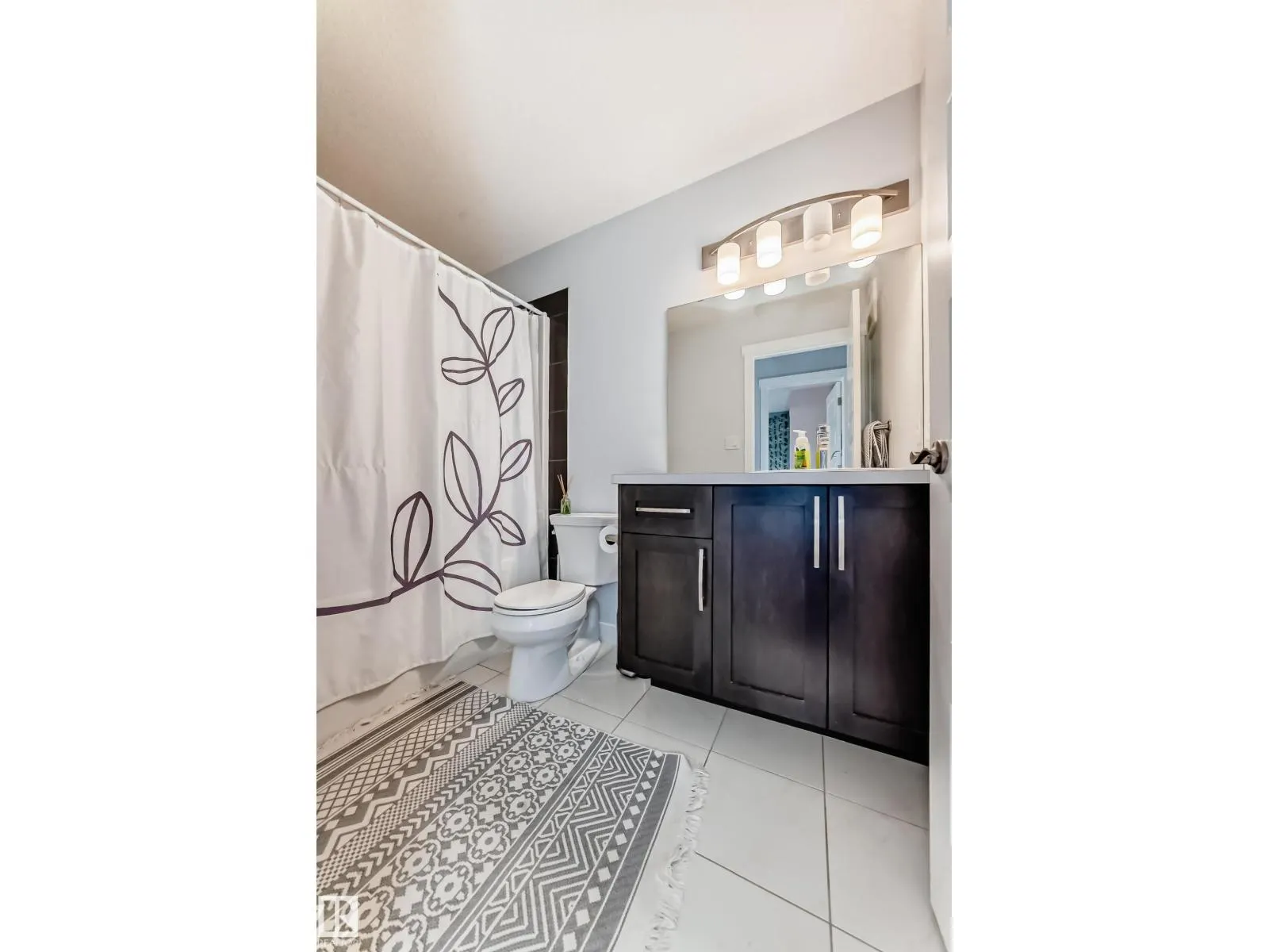 20725 99A AV NW