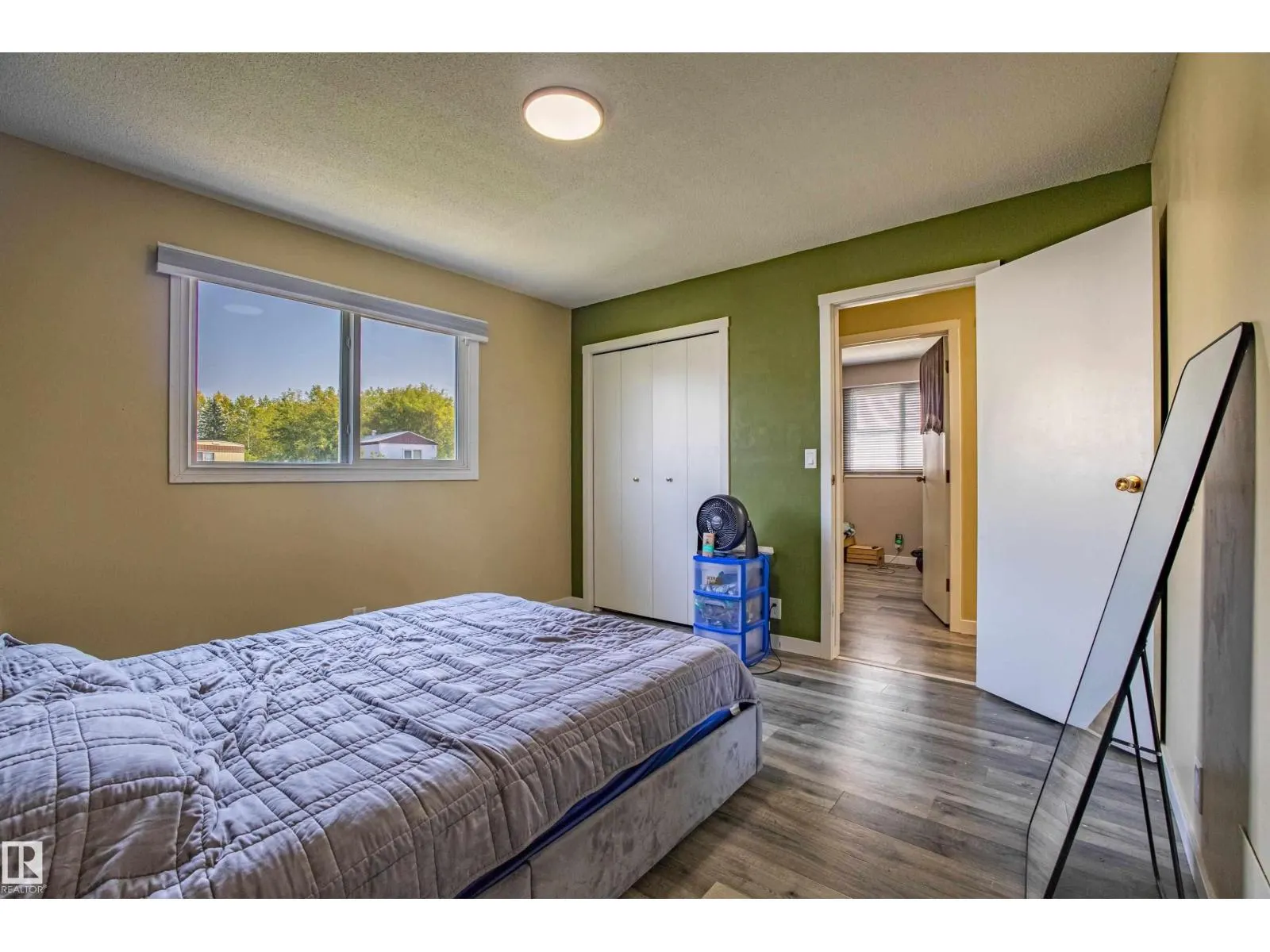 5453 EASTVIEW CR