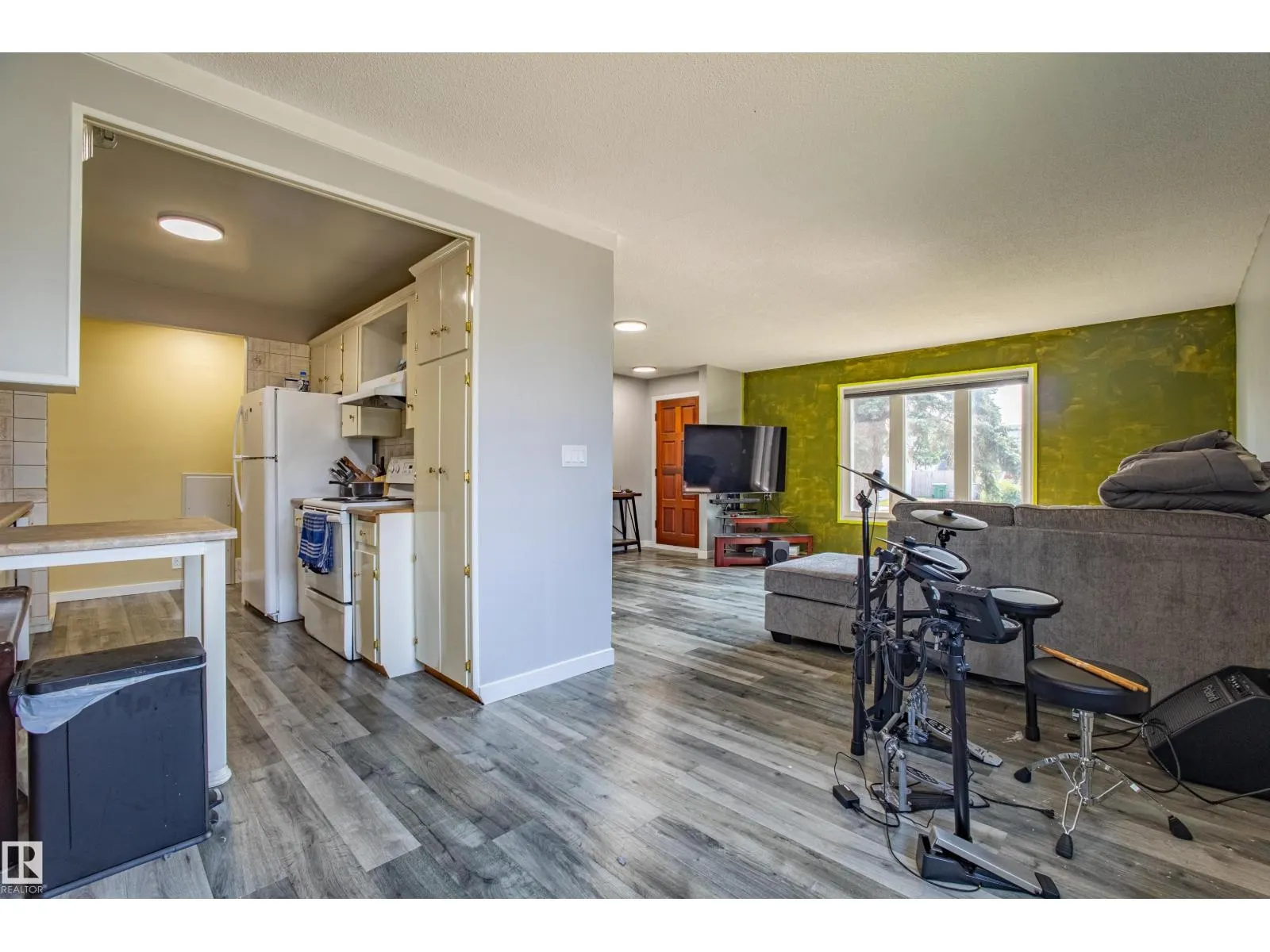 5453 EASTVIEW CR