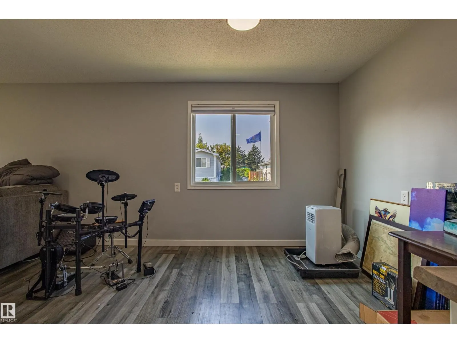 5453 EASTVIEW CR