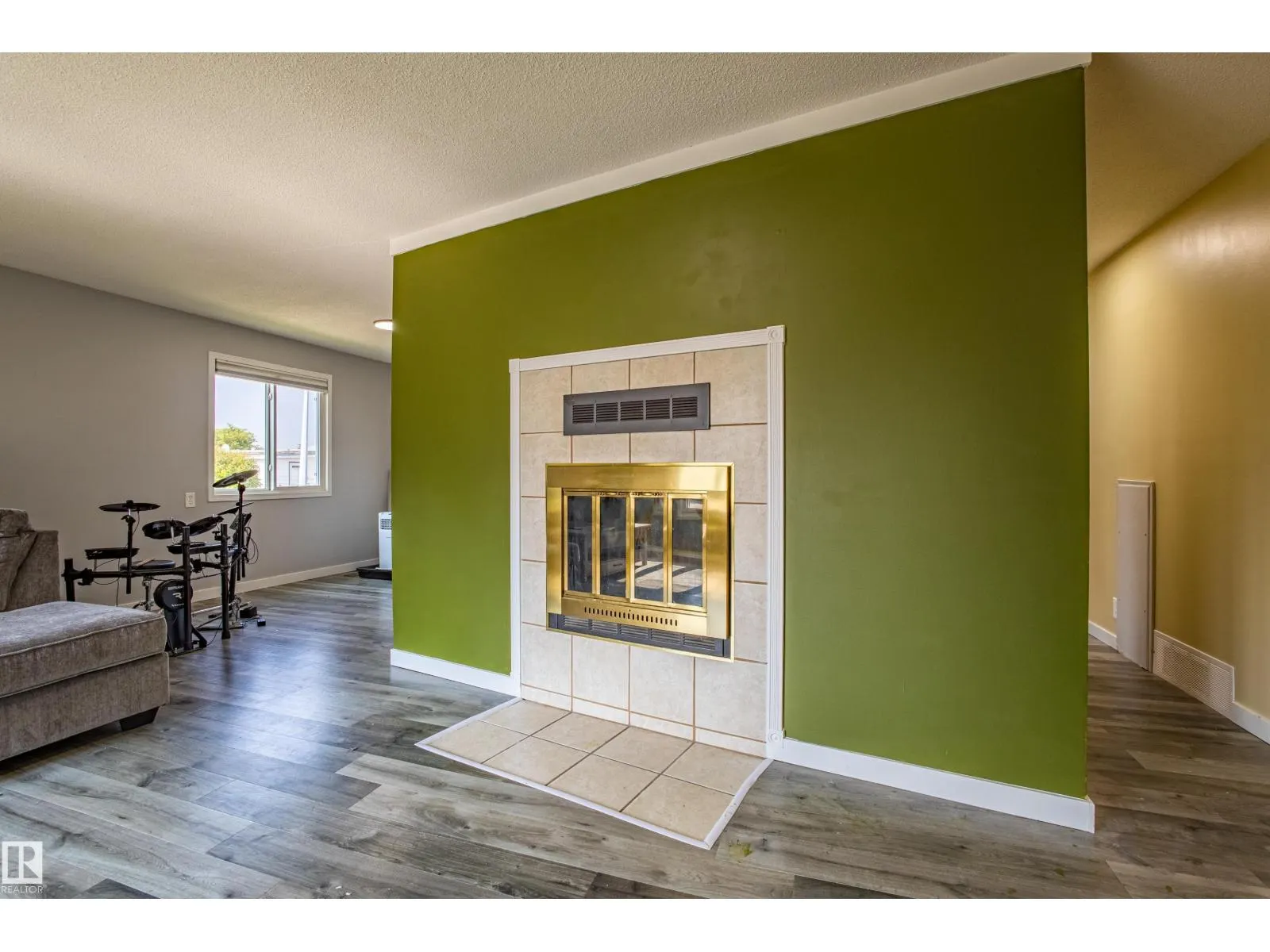 5453 EASTVIEW CR