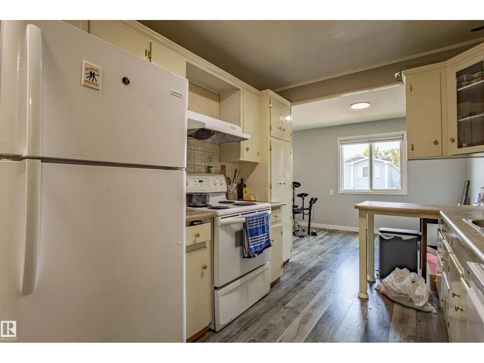 5453 EASTVIEW CR