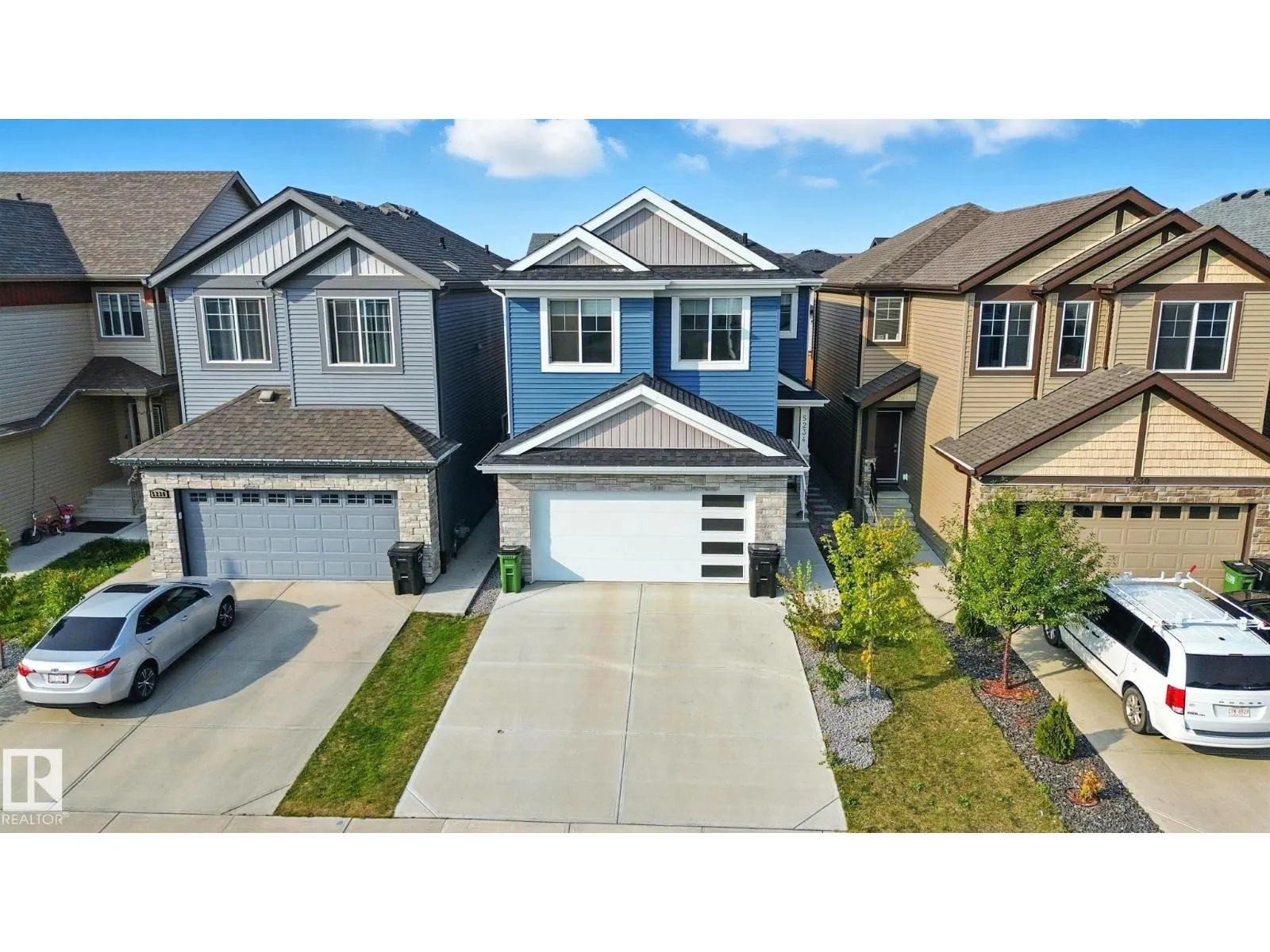 5234 23 AV SW SW