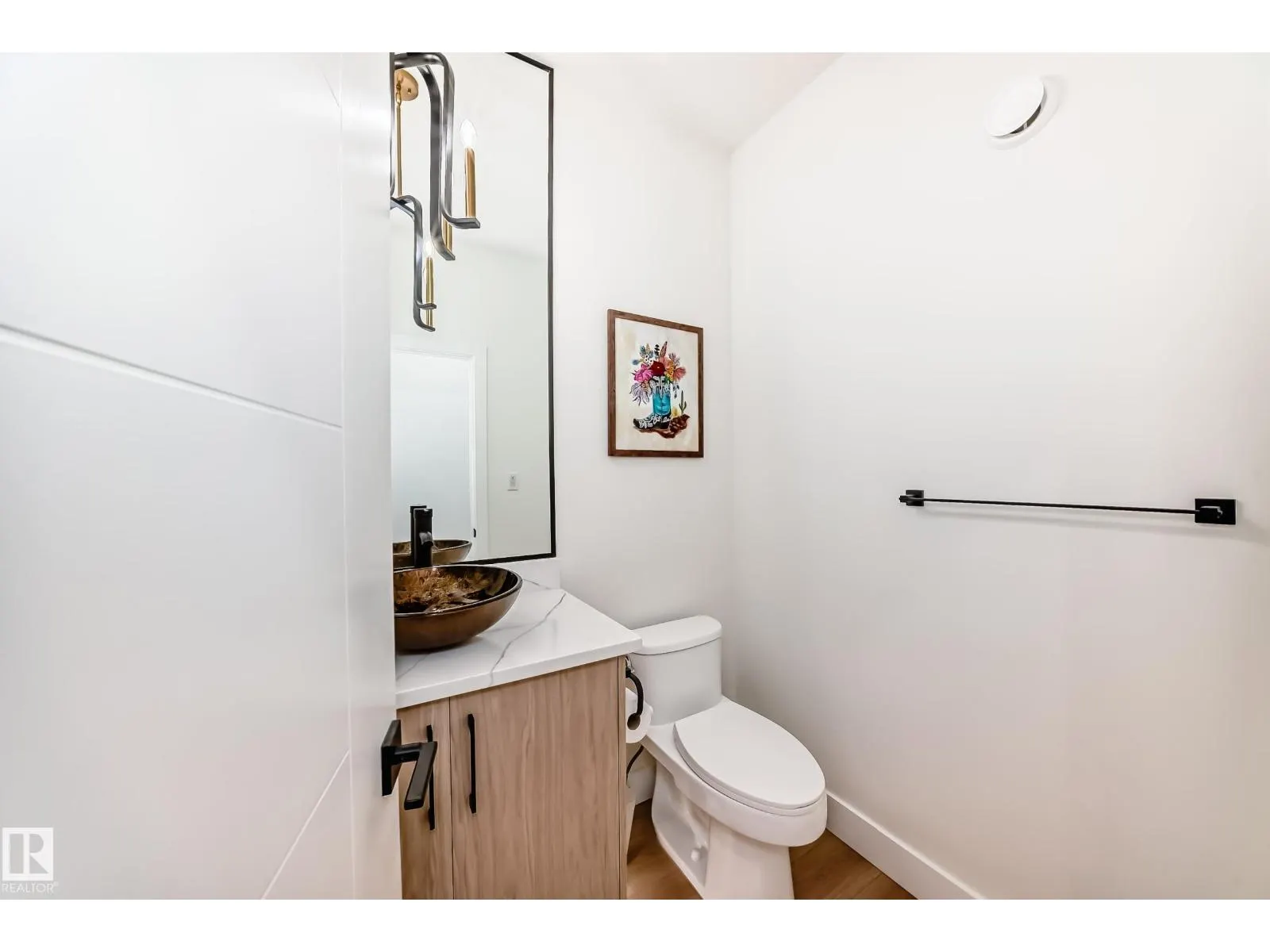 14 EDGEFIELD WY