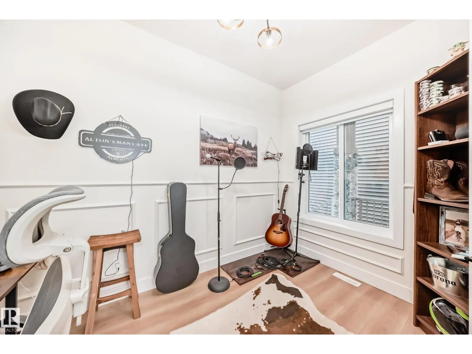 14 EDGEFIELD WY
