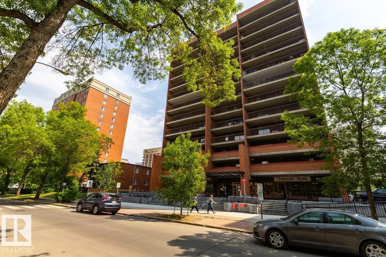 #206 9917 110 ST NW
