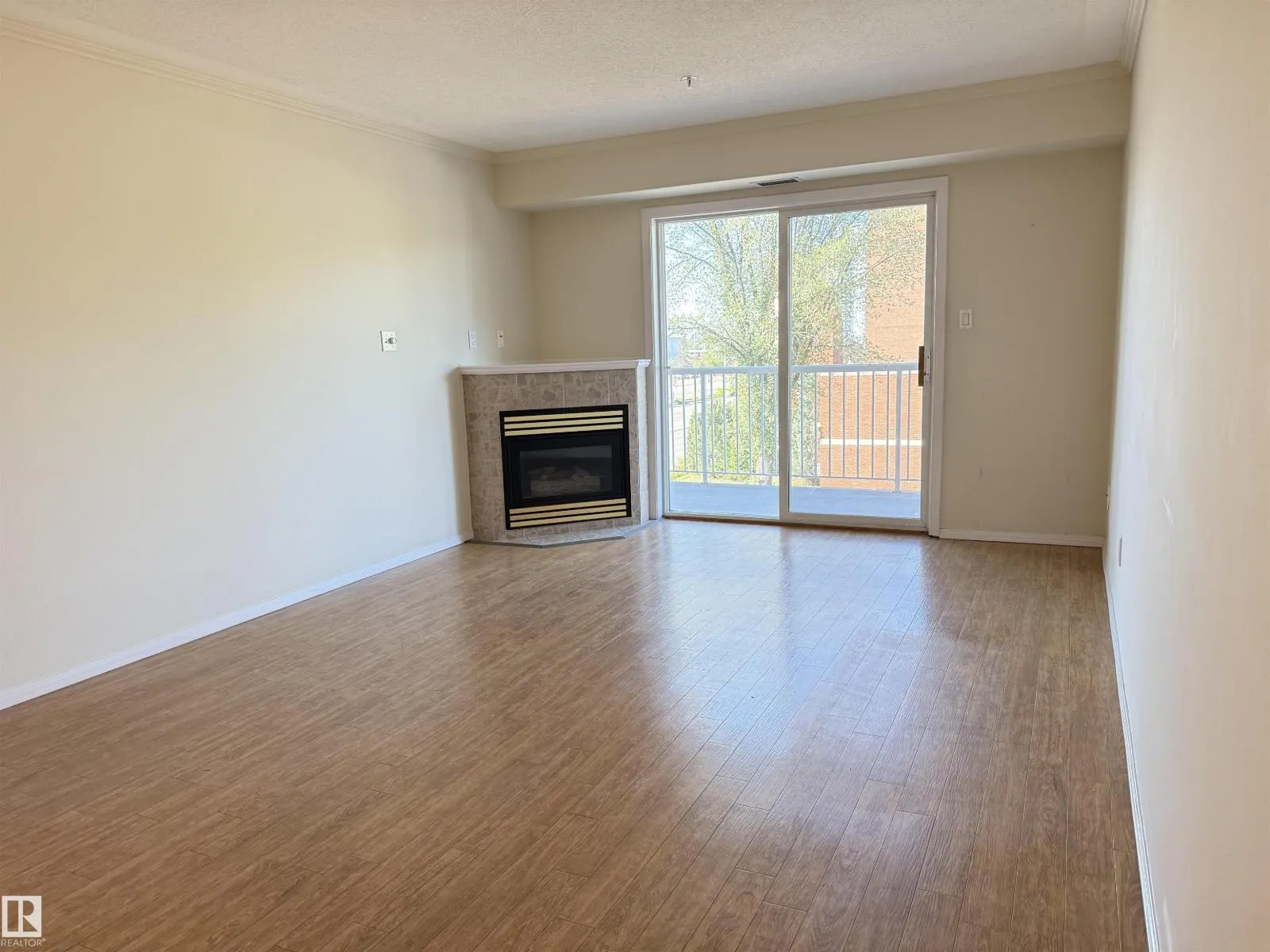 #302 8215 84 AV NW