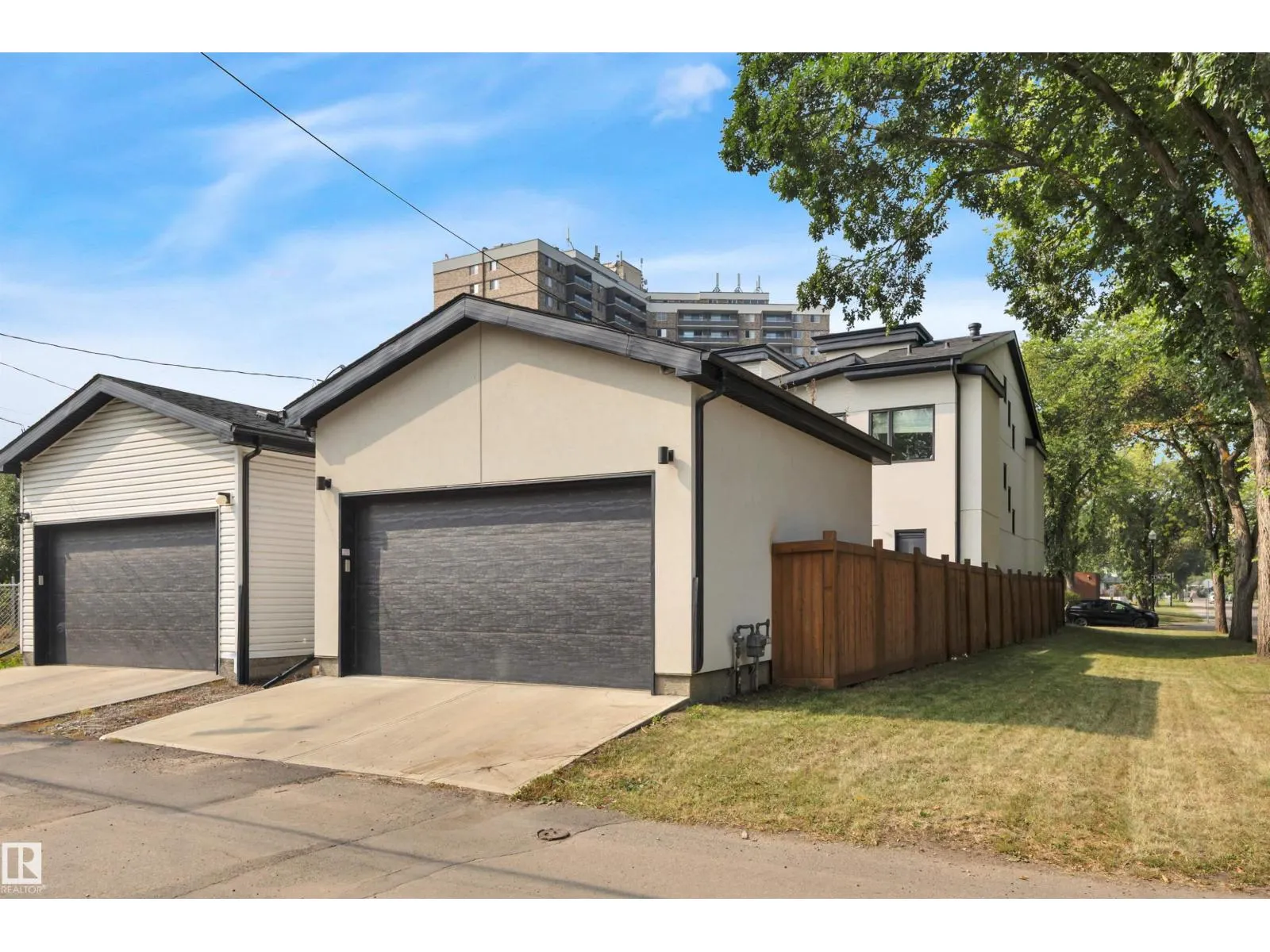 10233 139 ST NW