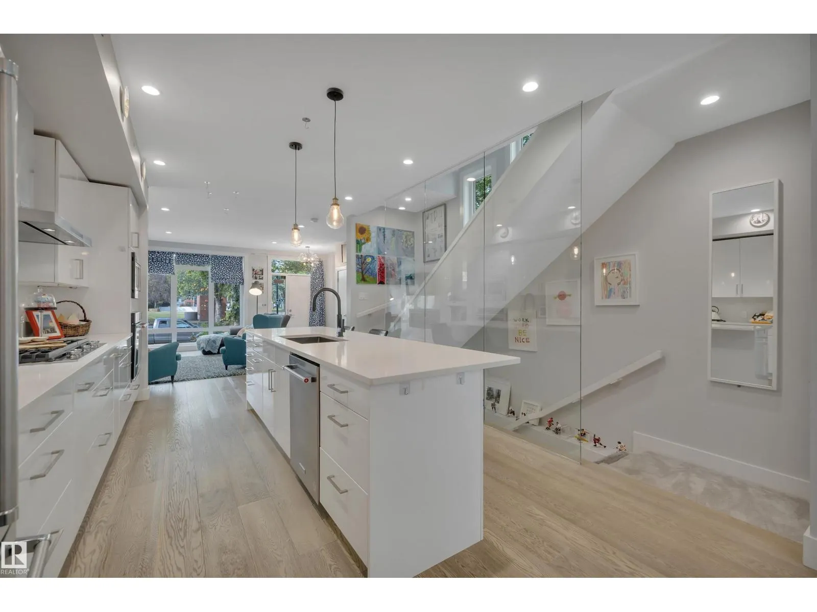 10233 139 ST NW