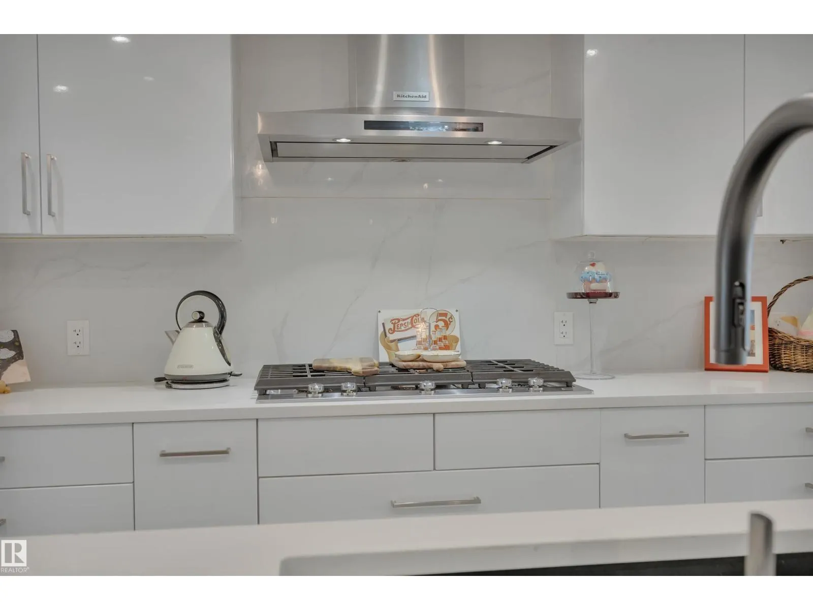 10233 139 ST NW