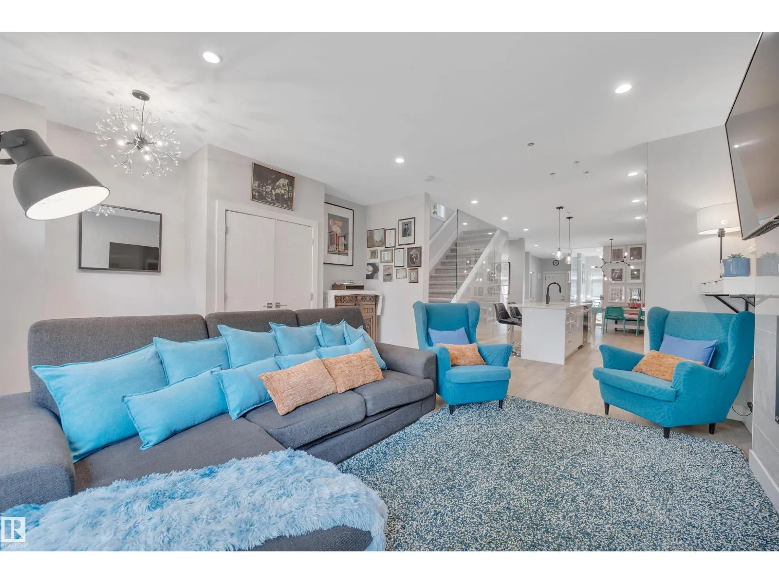 10233 139 ST NW