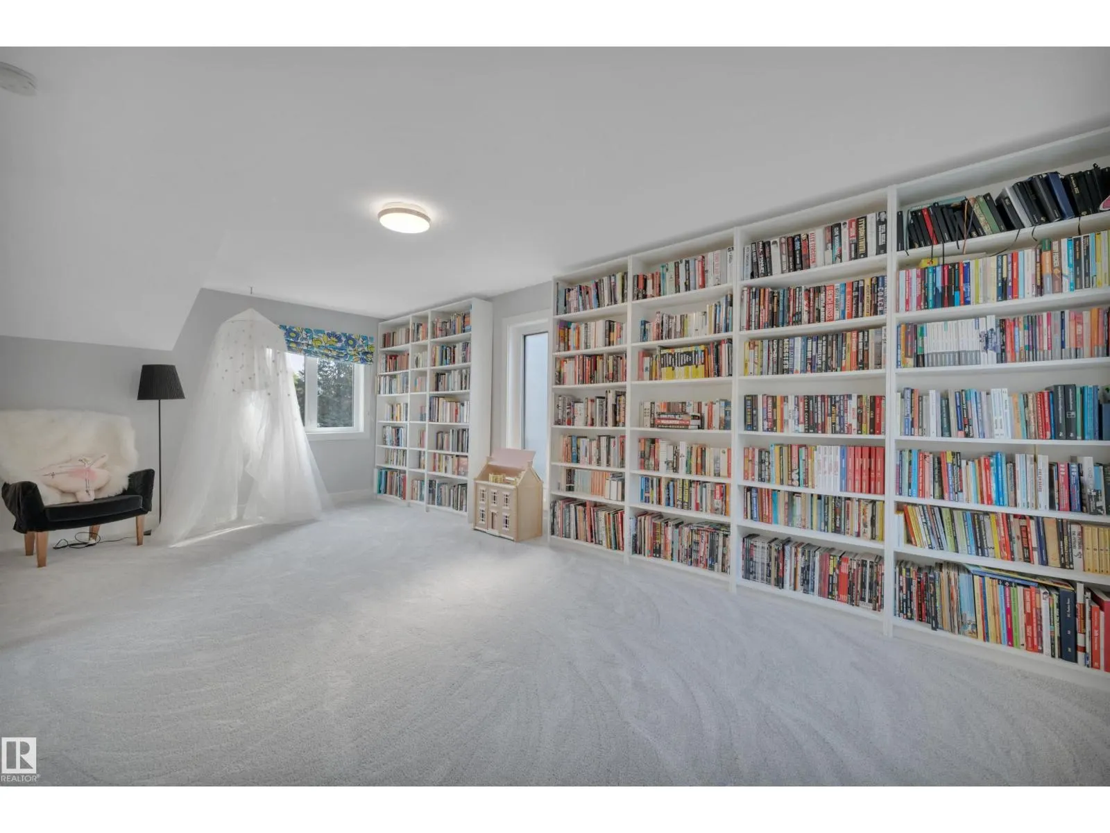 10233 139 ST NW