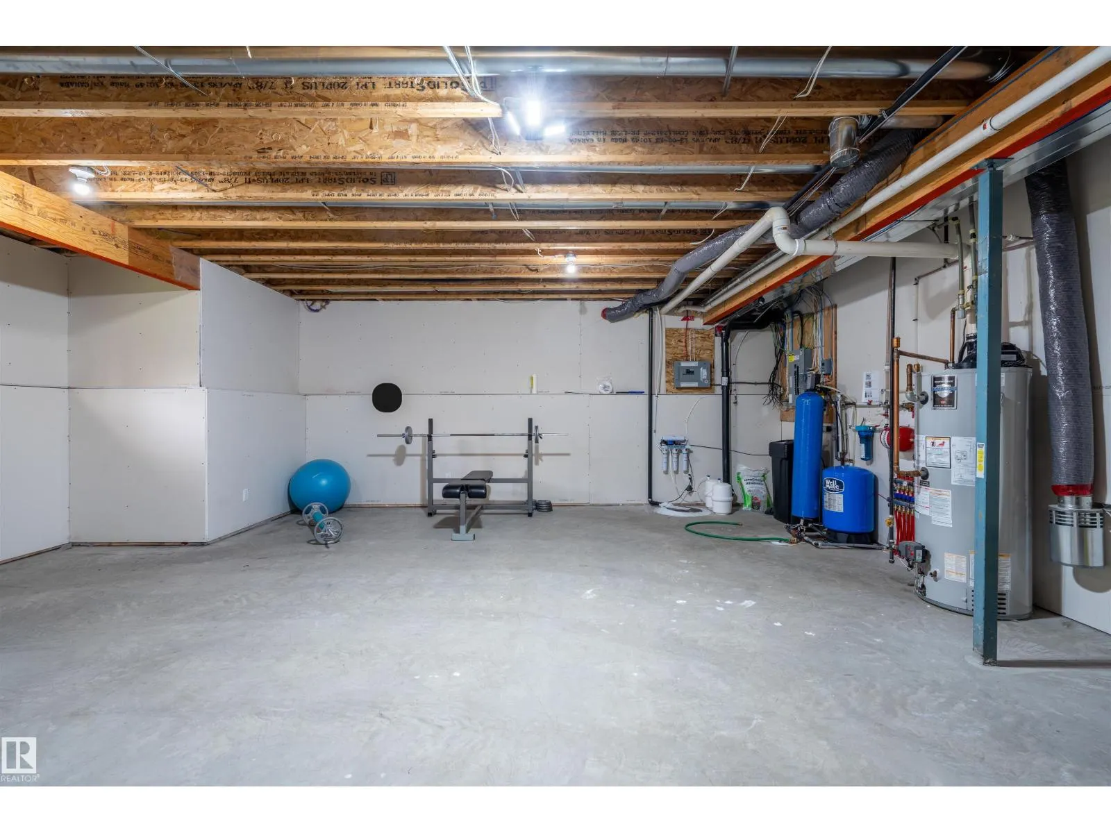 102 62212 Range Road 412