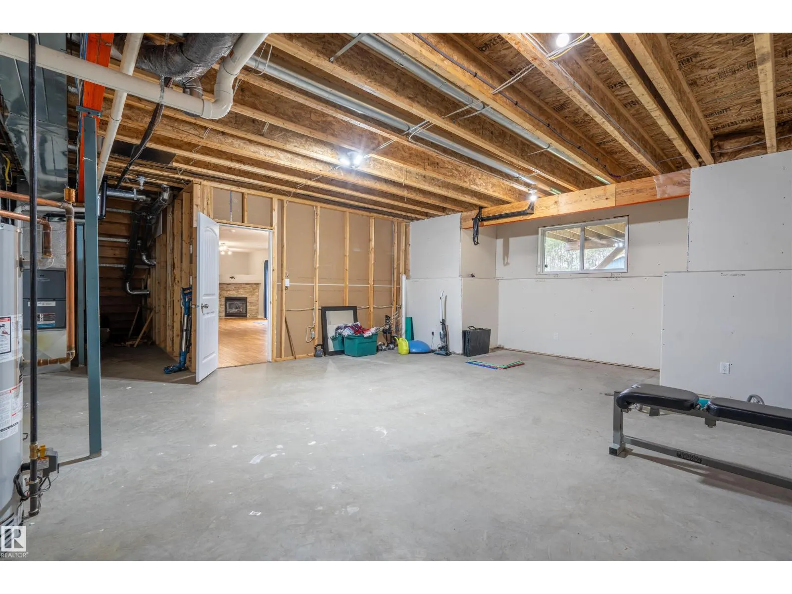 102 62212 Range Road 412