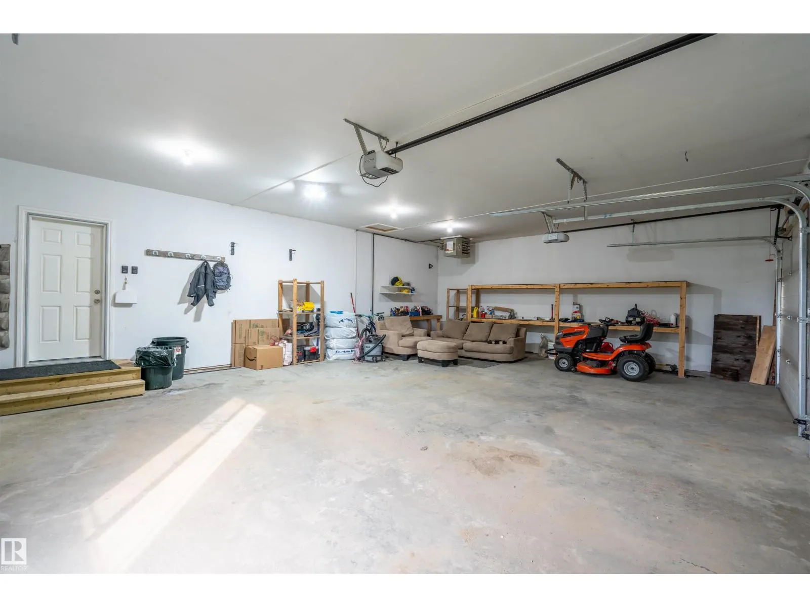 102 62212 Range Road 412