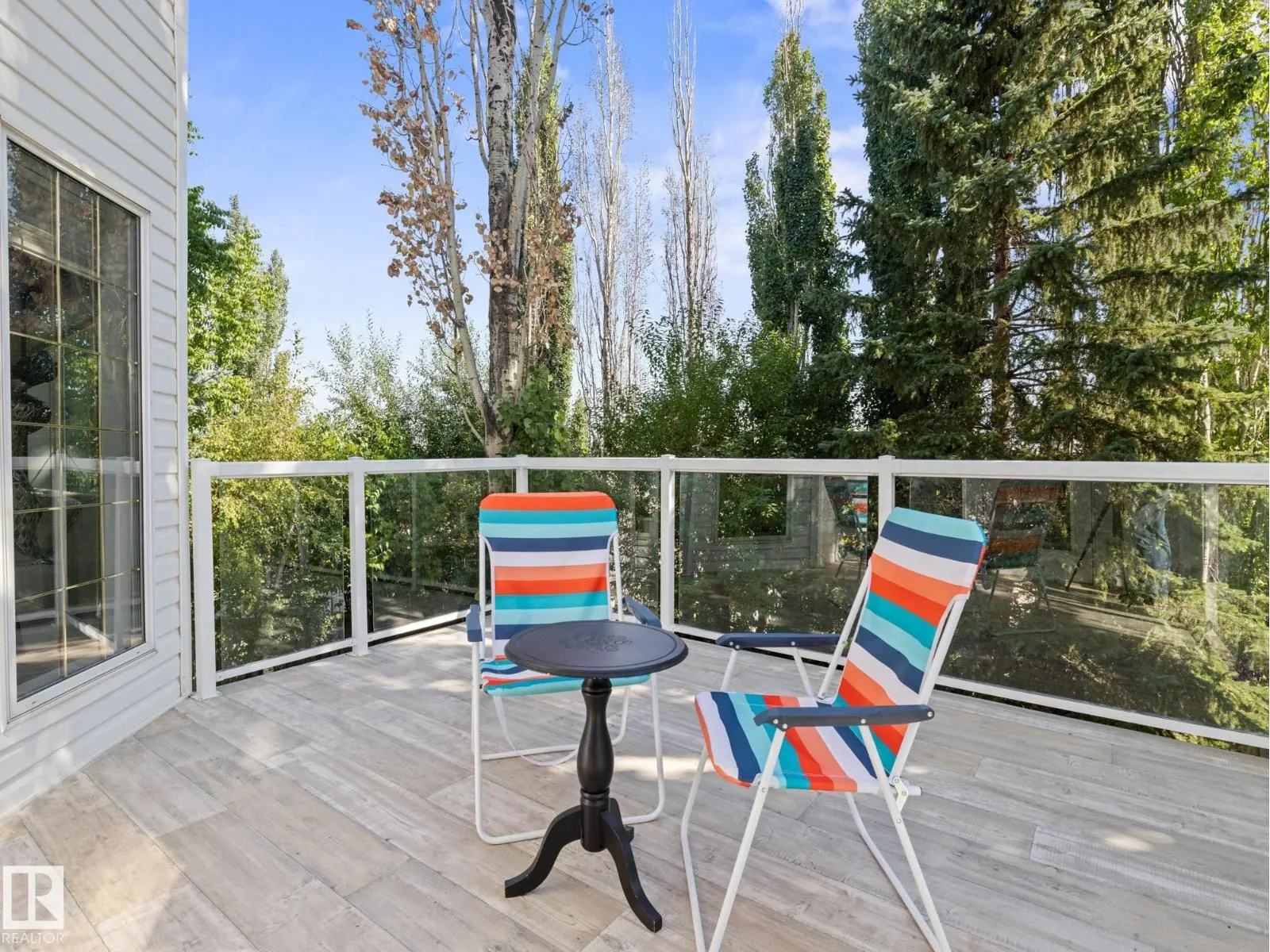 29 OAKDALE PL