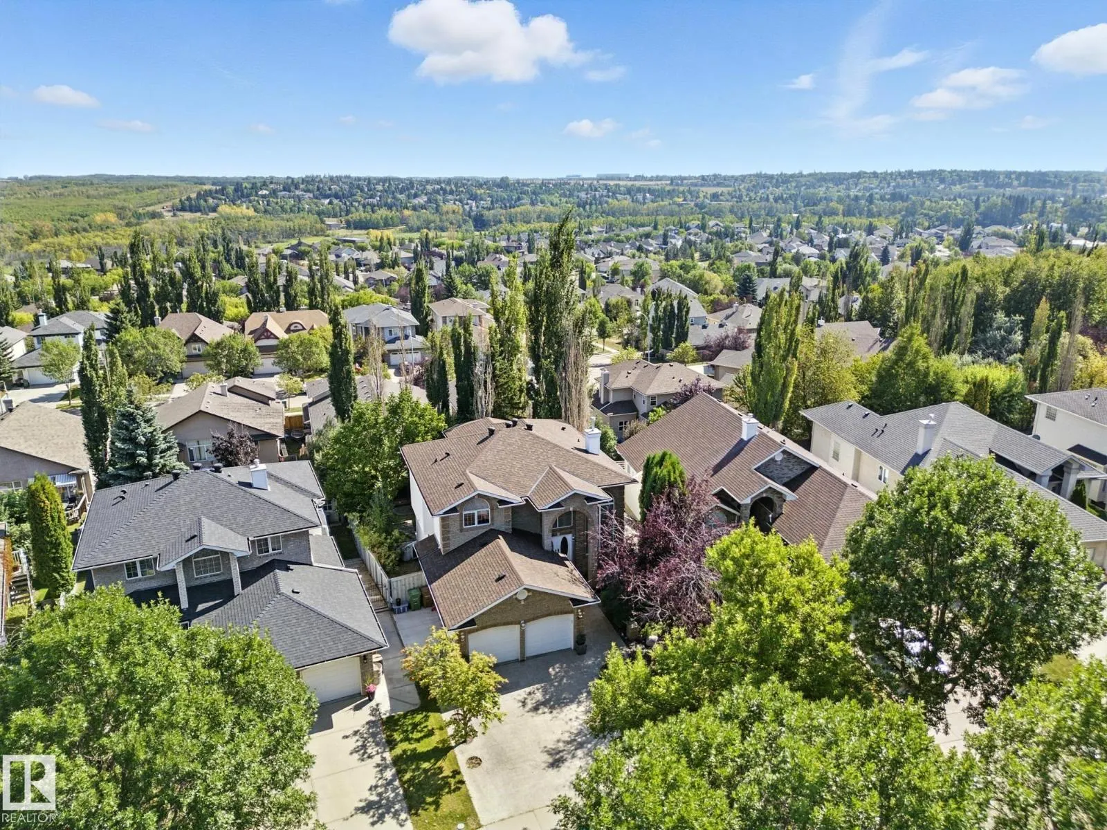 29 OAKDALE PL