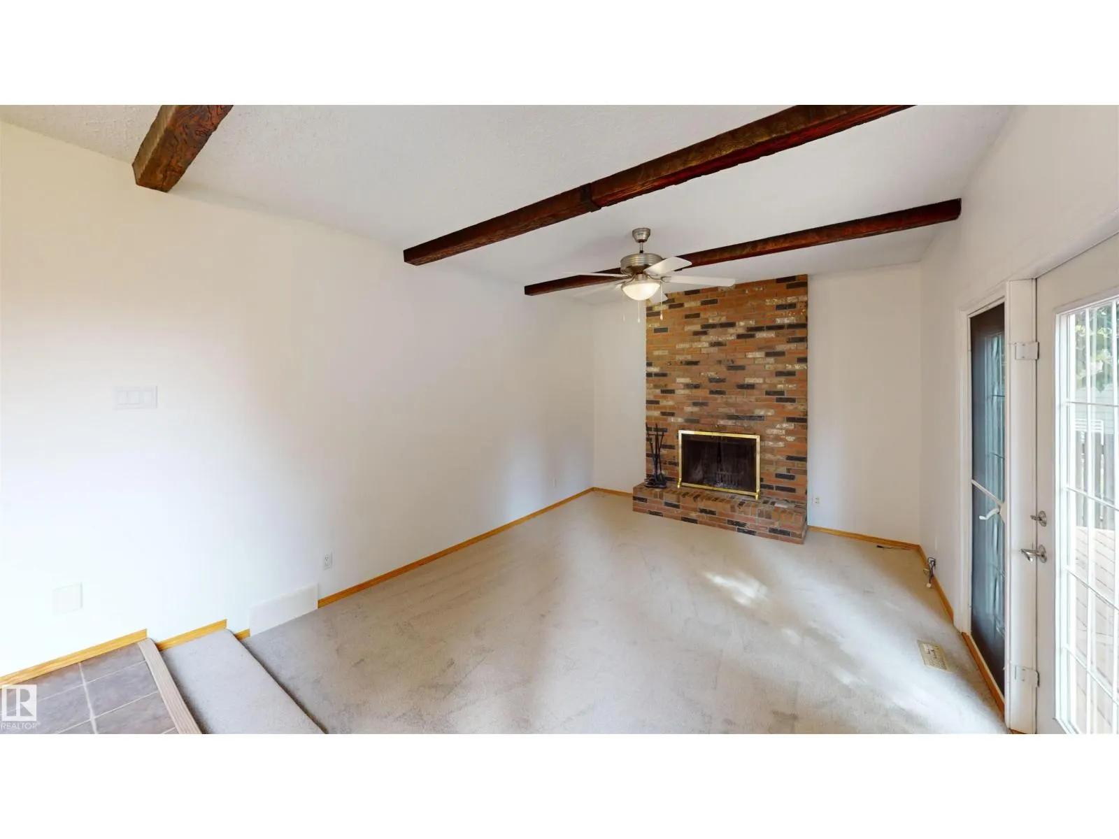 18503 92 AV NW