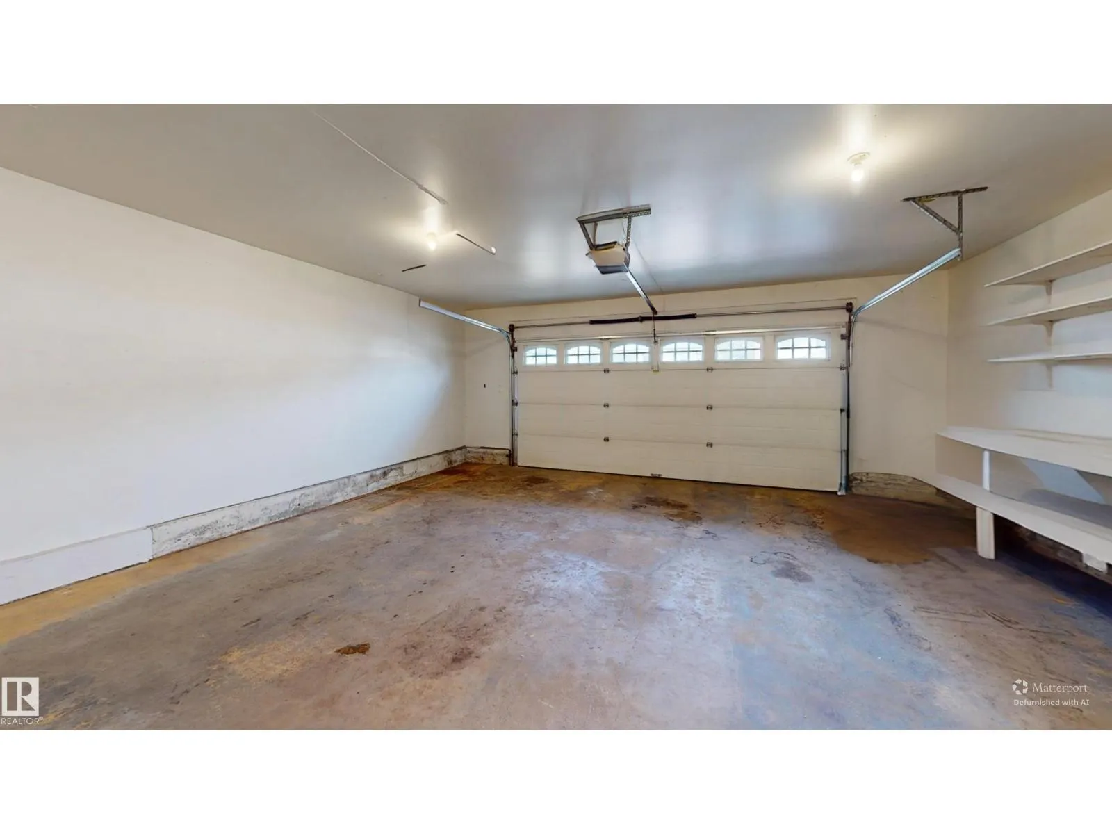 18503 92 AV NW