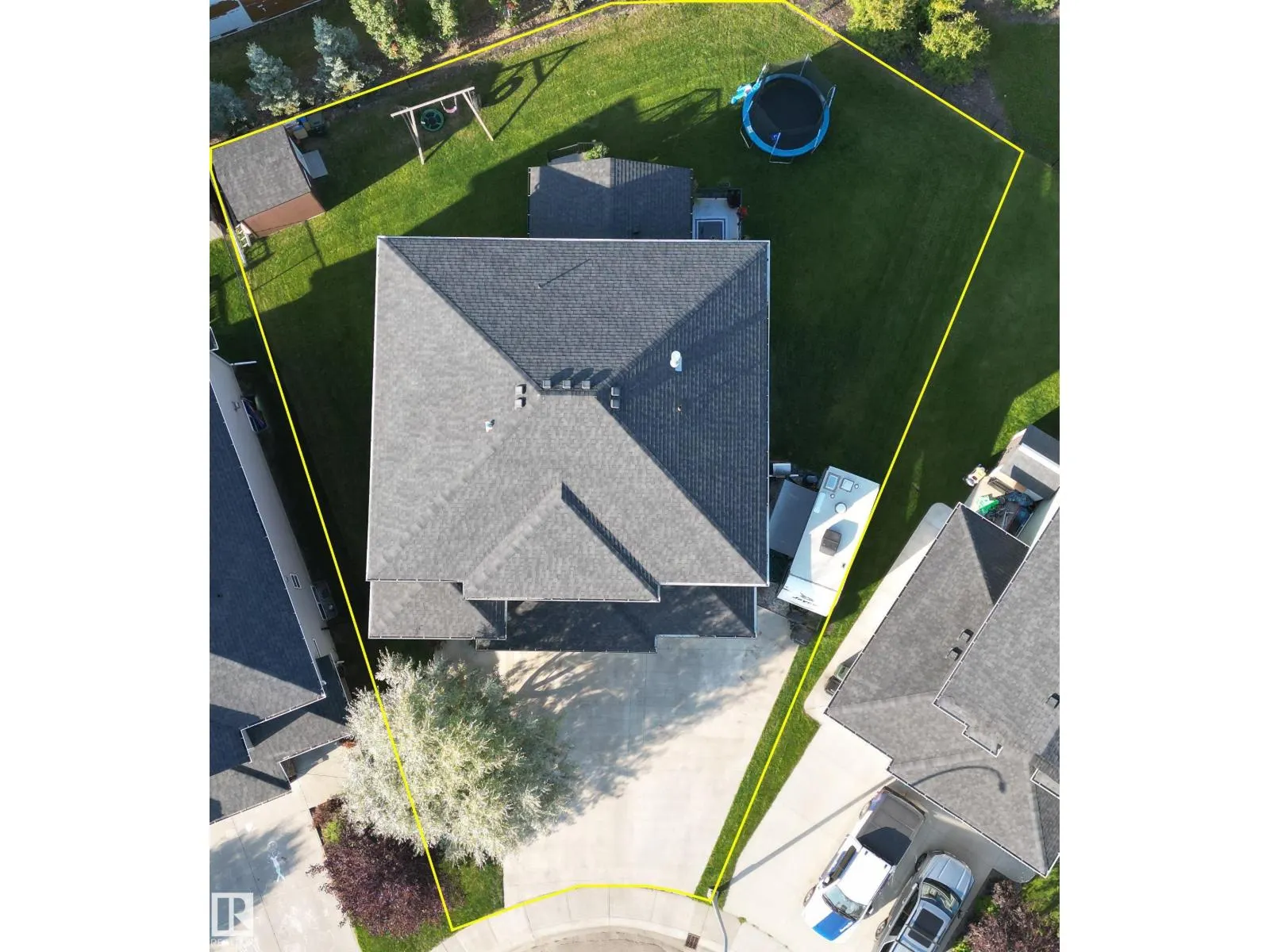 58 LAMPLIGHT DR