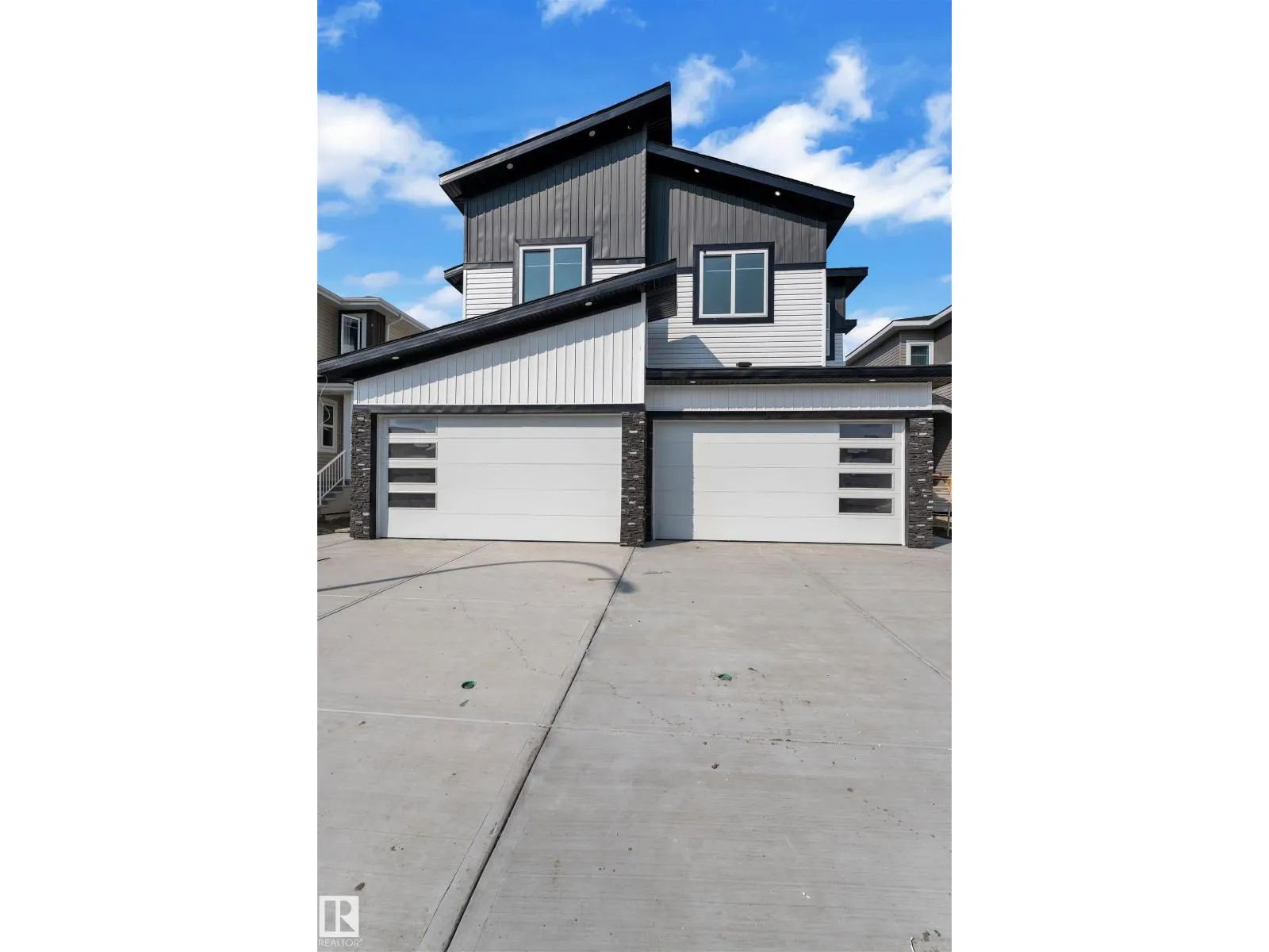 1912 155 AV NW