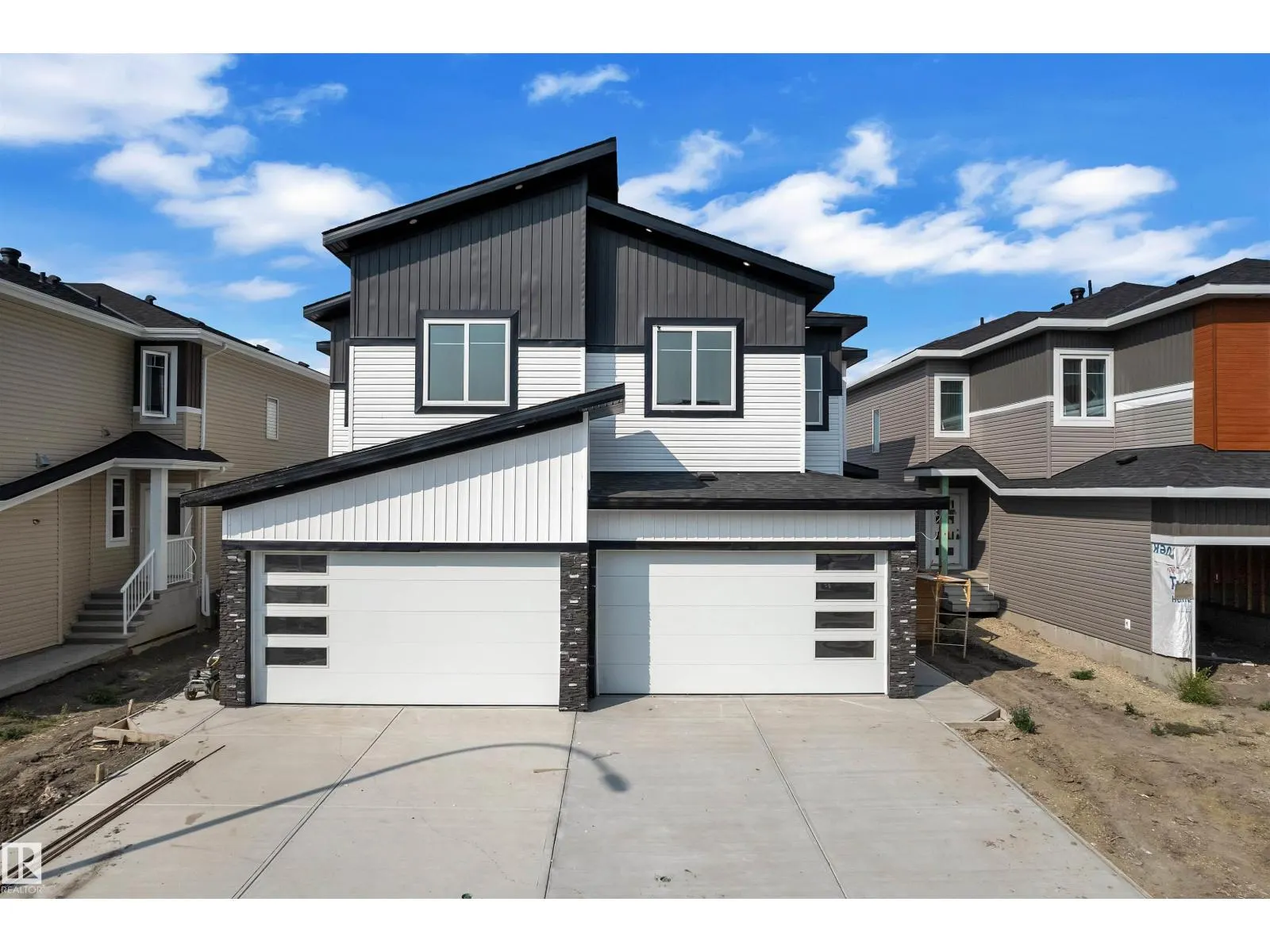 1912 155 AV NW