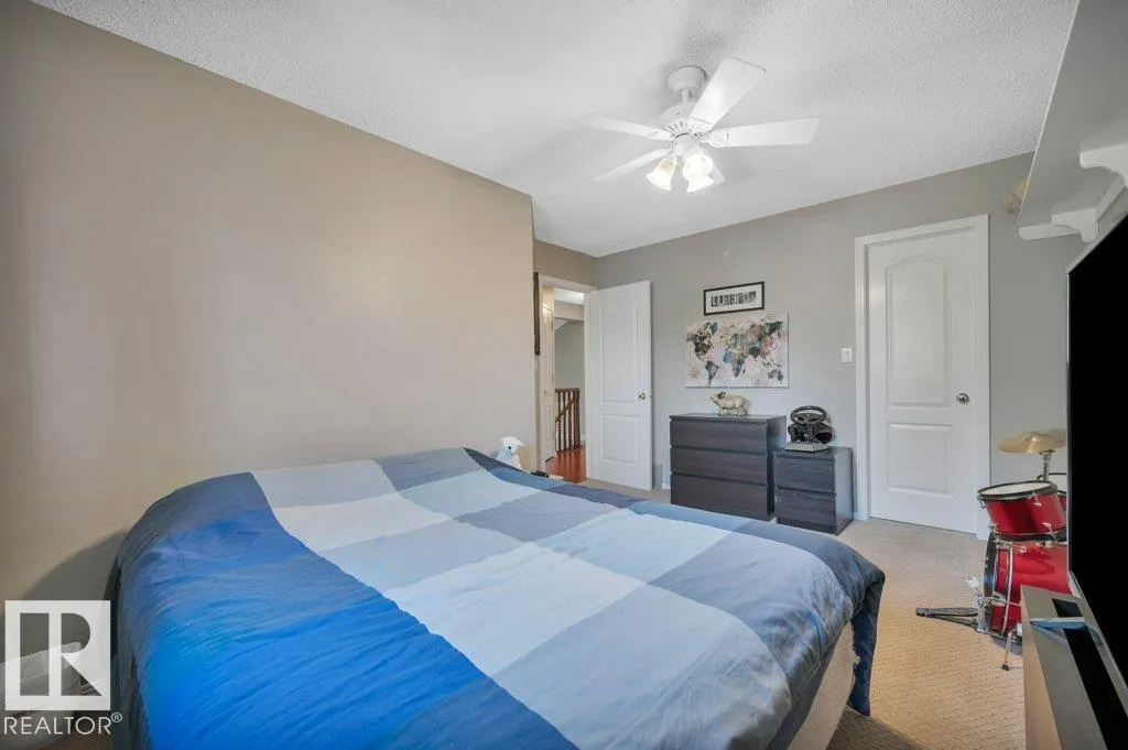 17 CATALINA DR