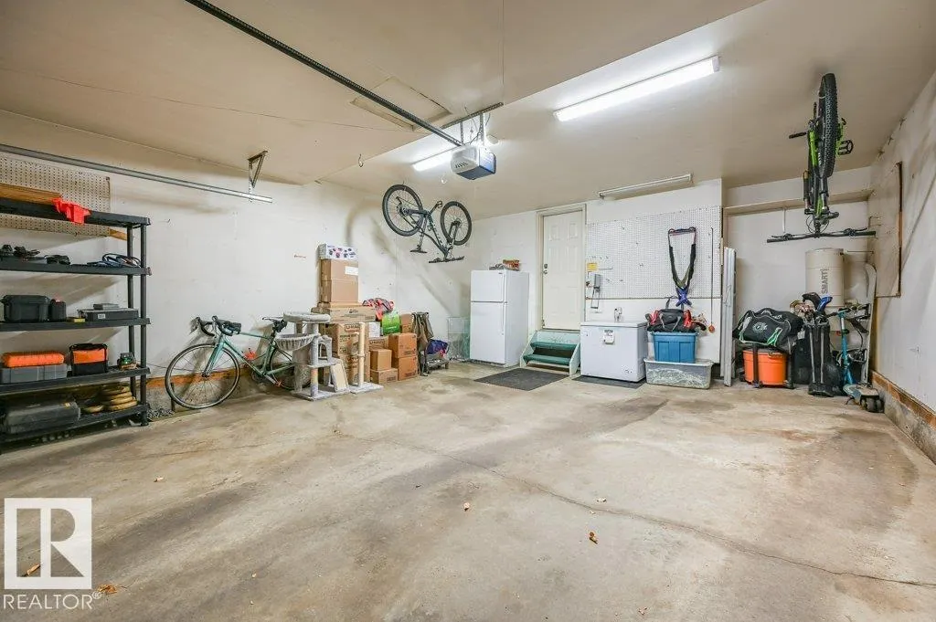 17 CATALINA DR