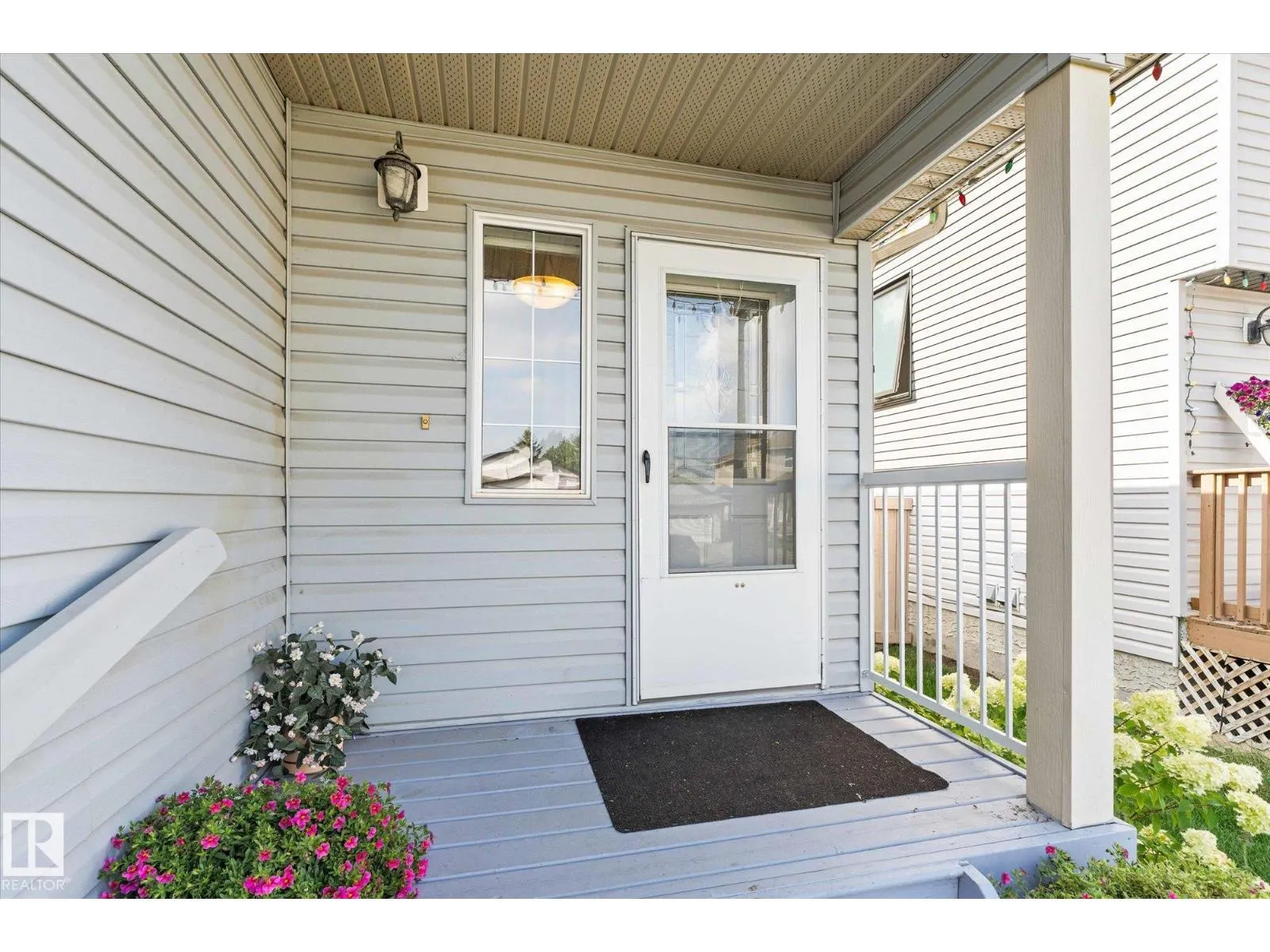 7 EGERLAND PL