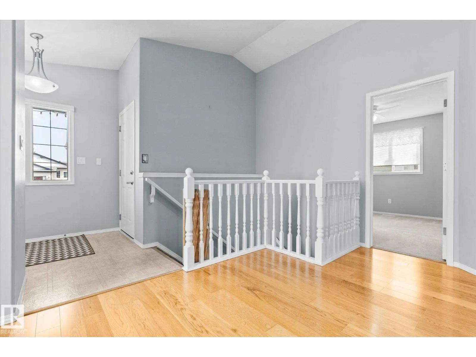 7 EGERLAND PL