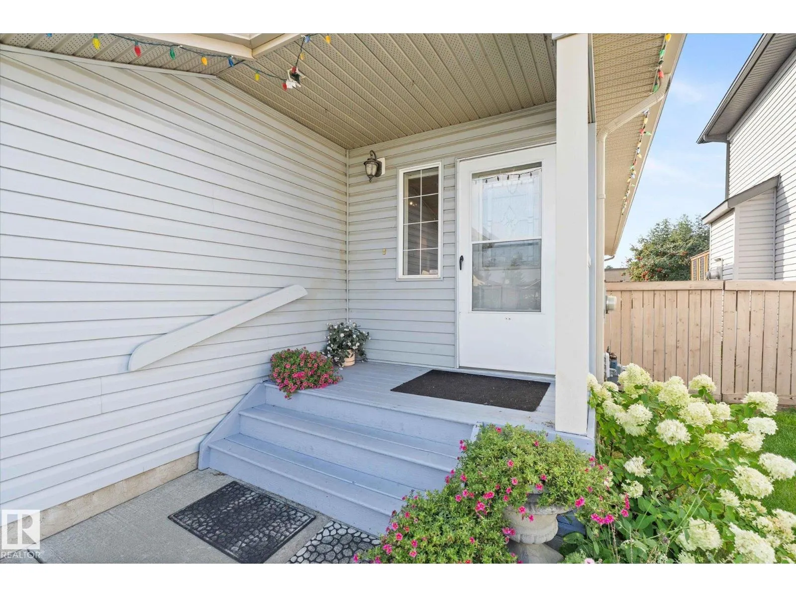 7 EGERLAND PL