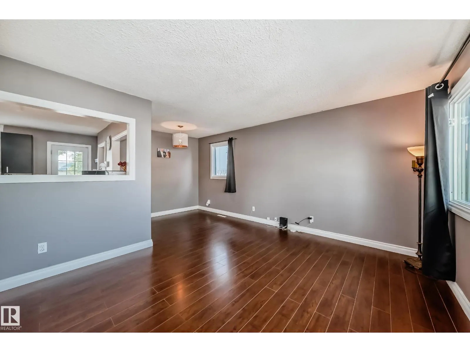 13415 109 ST NW