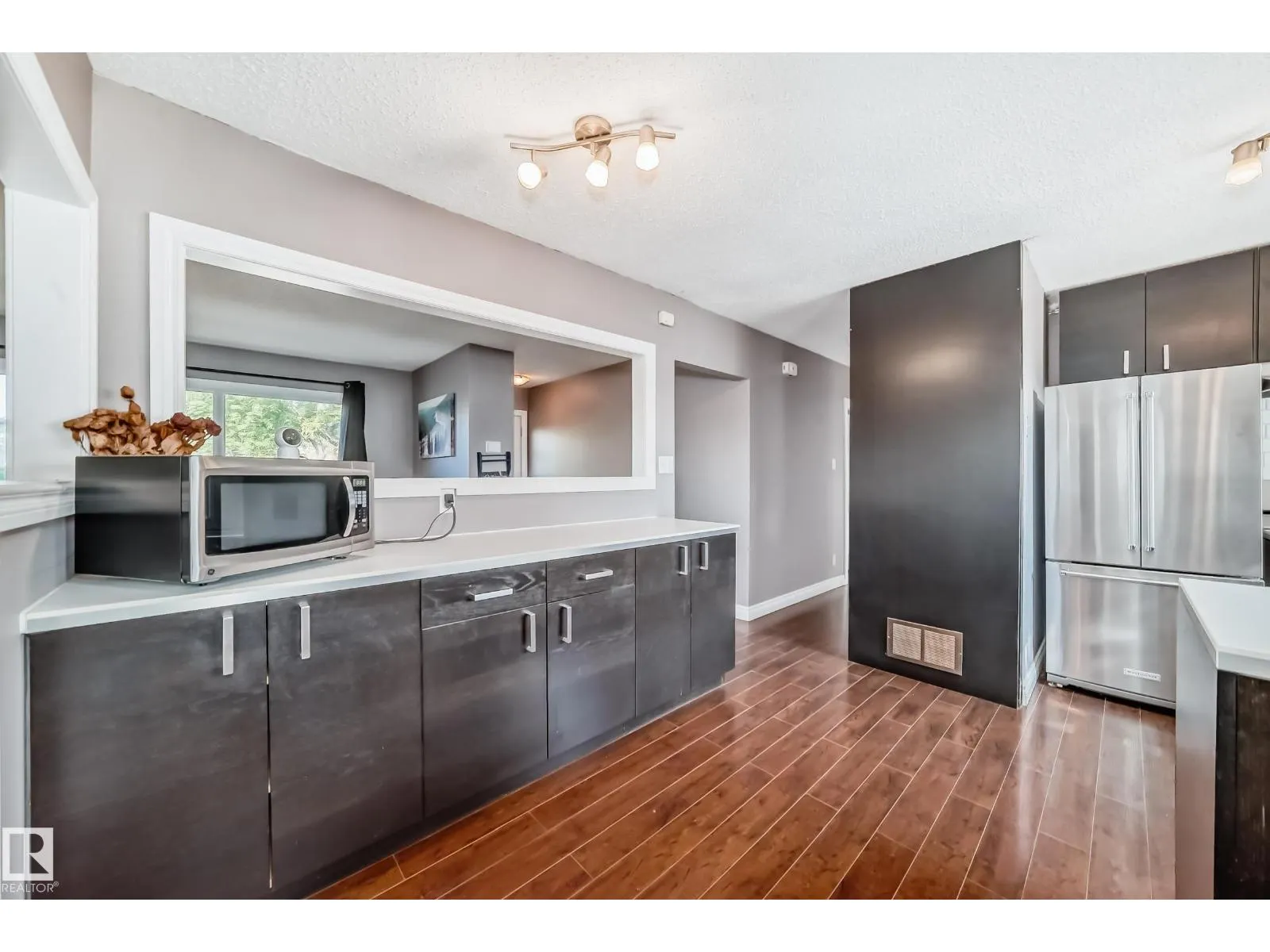 13415 109 ST NW