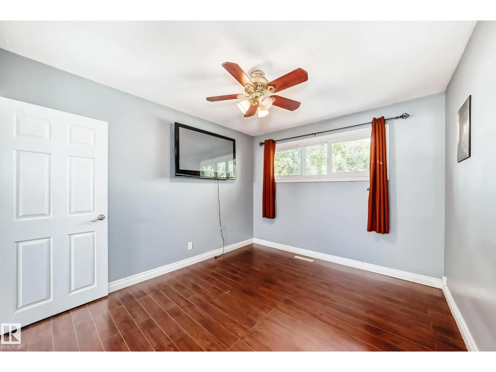 13415 109 ST NW